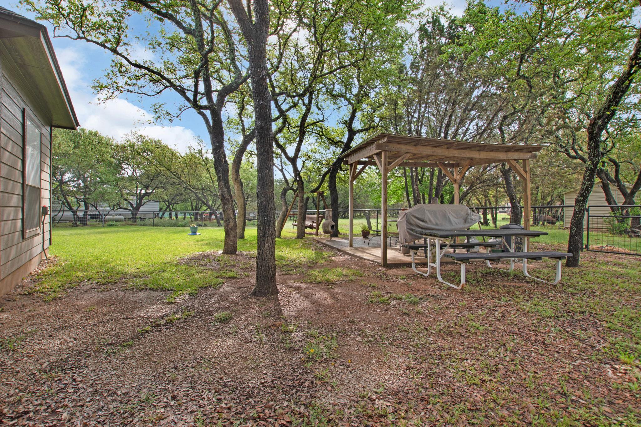 109 Camm Lary Cir, Burnet, TX 78611