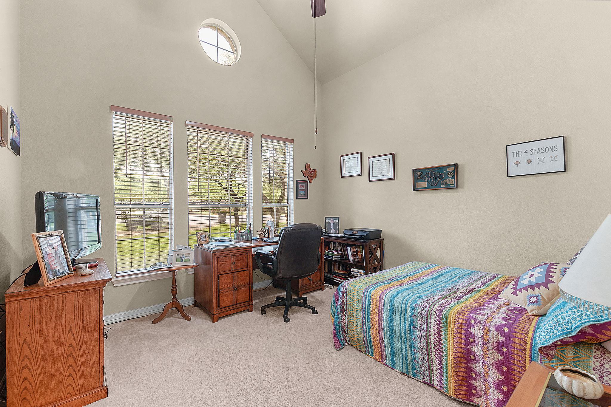 109 Camm Lary Cir, Burnet, TX 78611