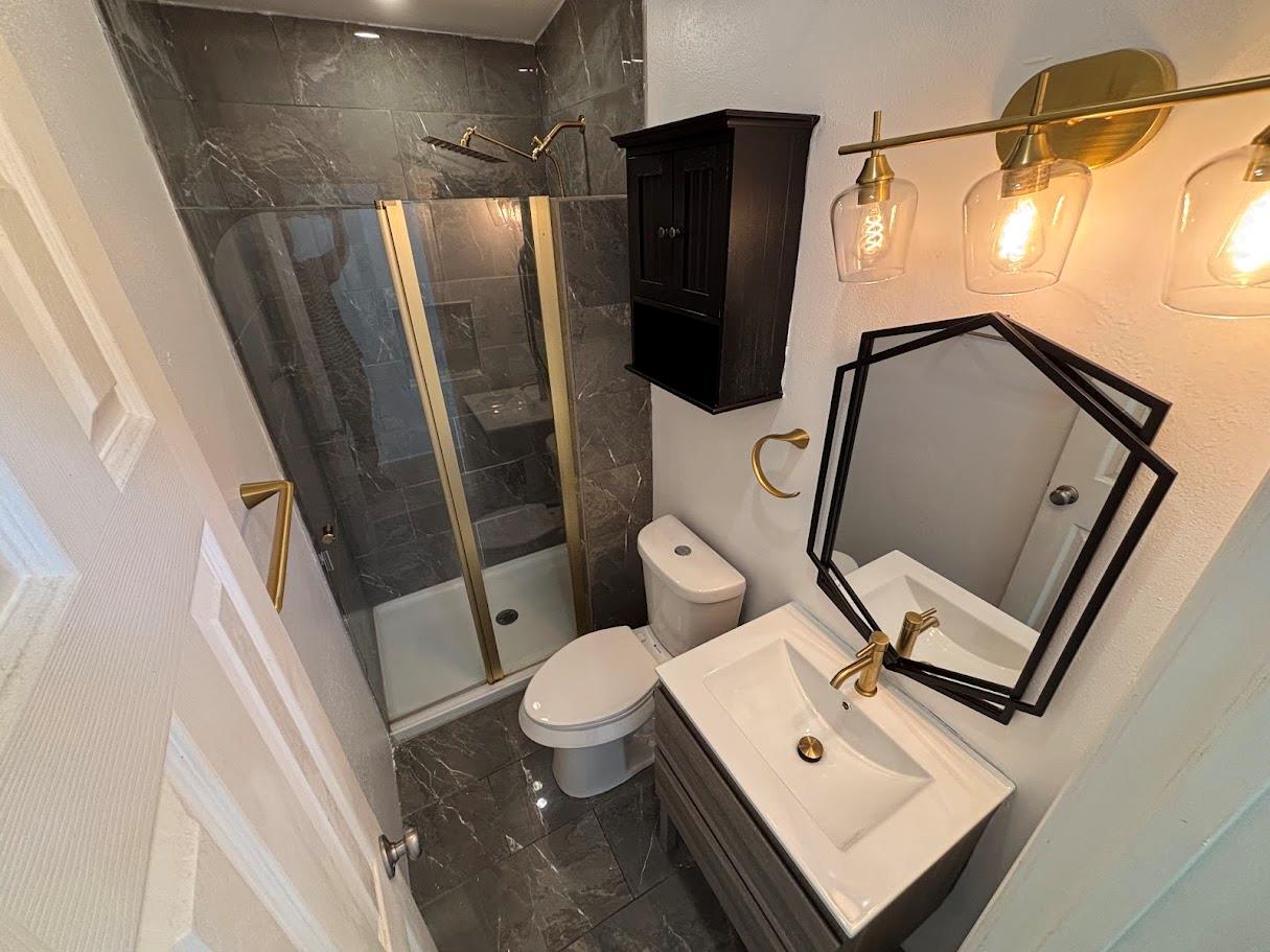 1002 Spanish Oak Trl # B, Manchaca, TX 78652