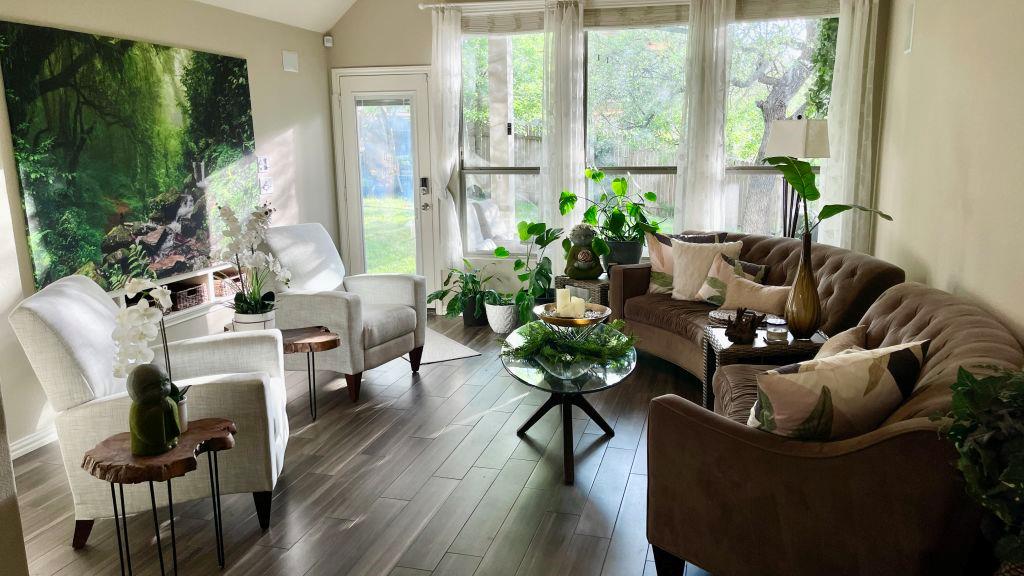 409 Chaparral Dr, Leander, TX 78641