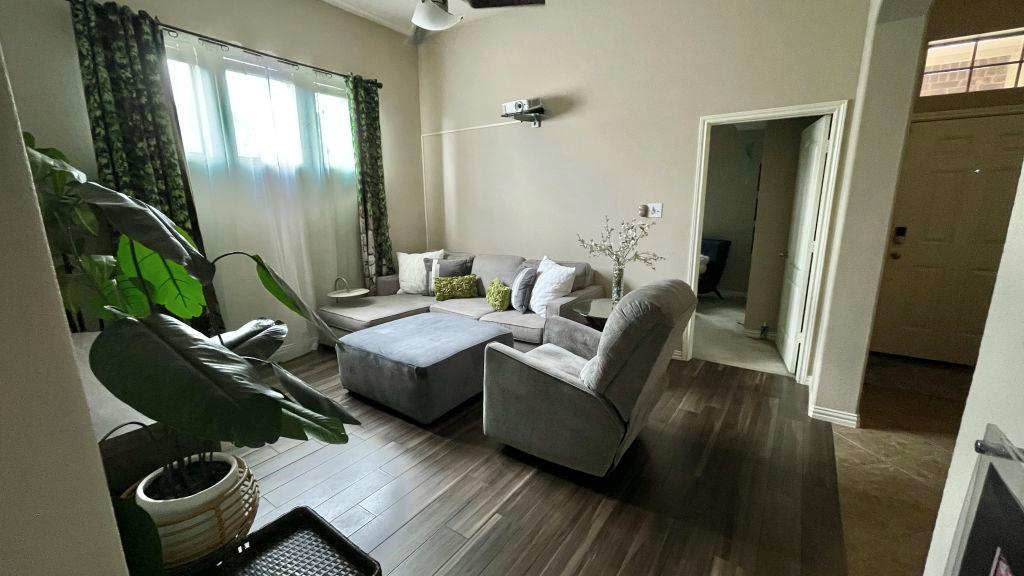 409 Chaparral Dr, Leander, TX 78641