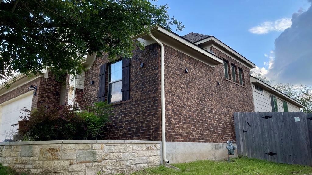 409 Chaparral Dr, Leander, TX 78641