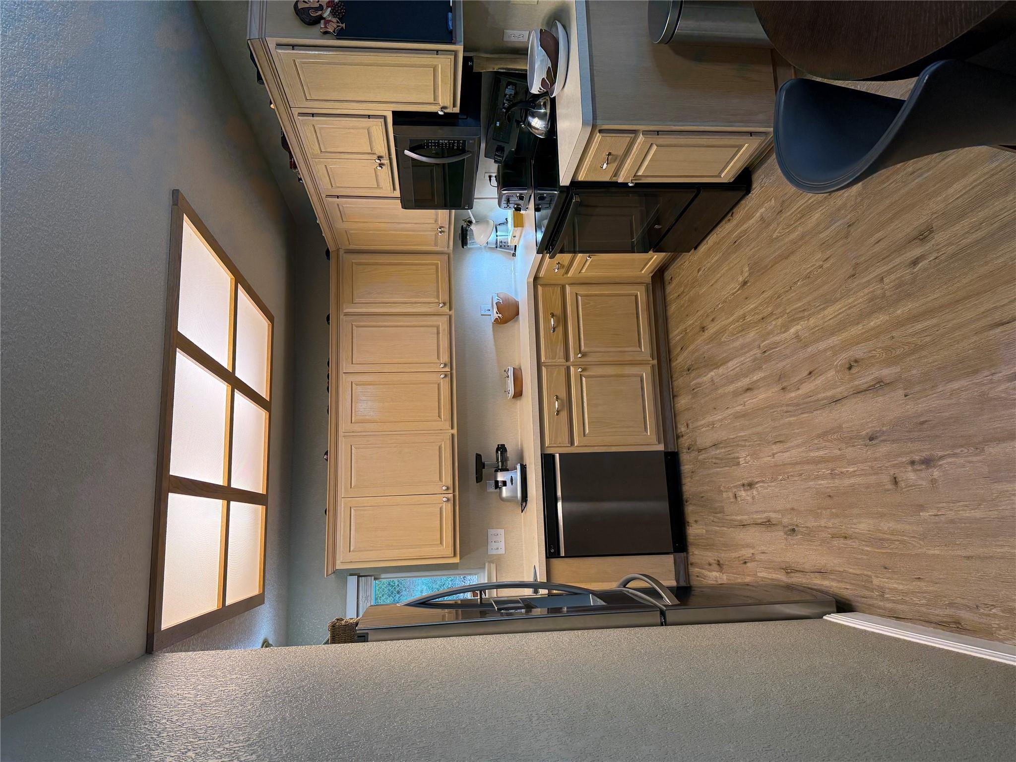 115 Kaena Ln, Bastrop, TX 78602