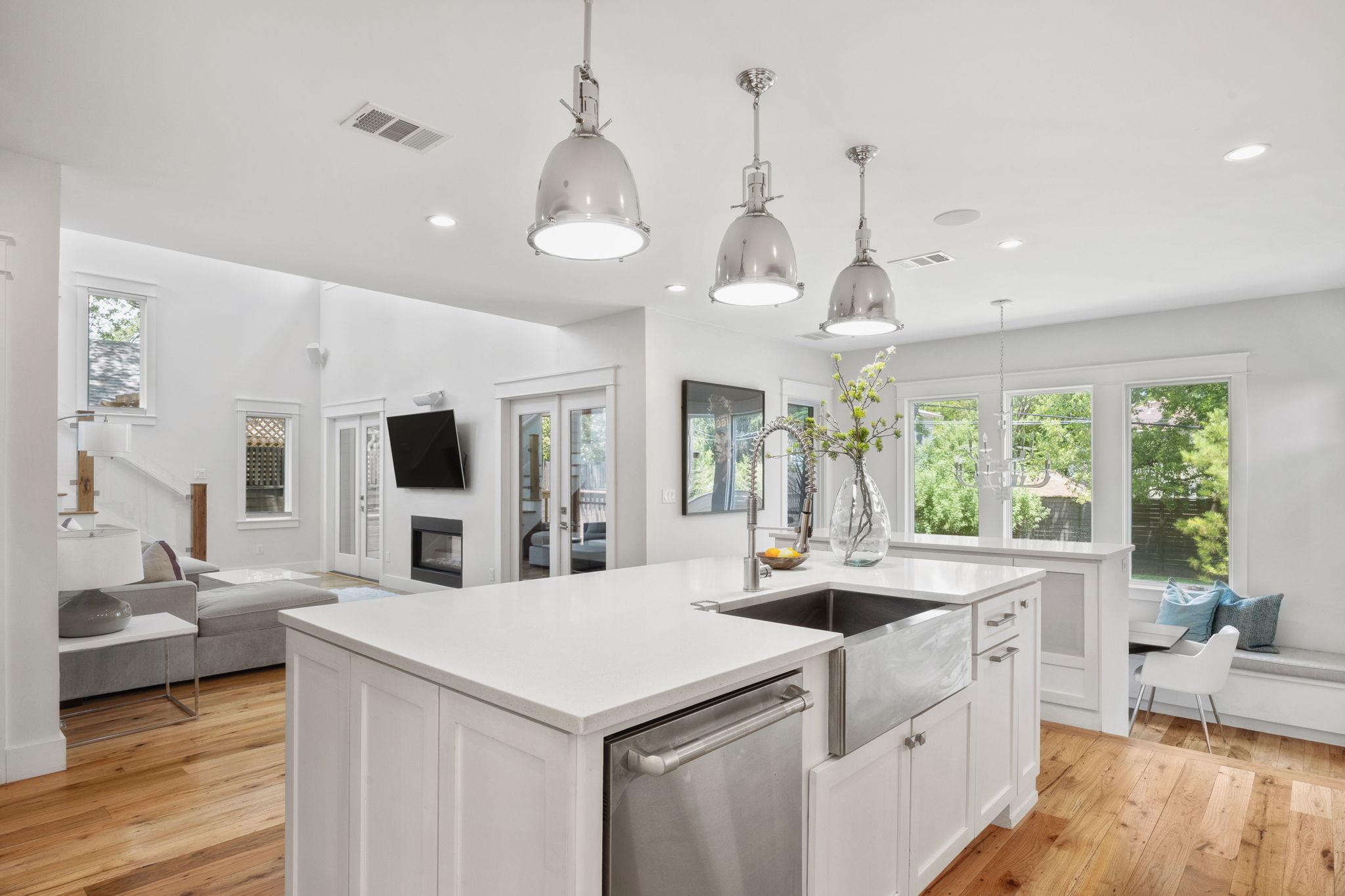 606 E 42nd St, Austin, TX 78751