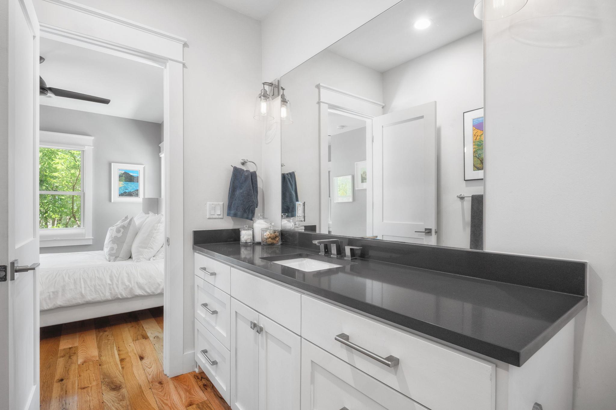 606 E 42nd St, Austin, TX 78751