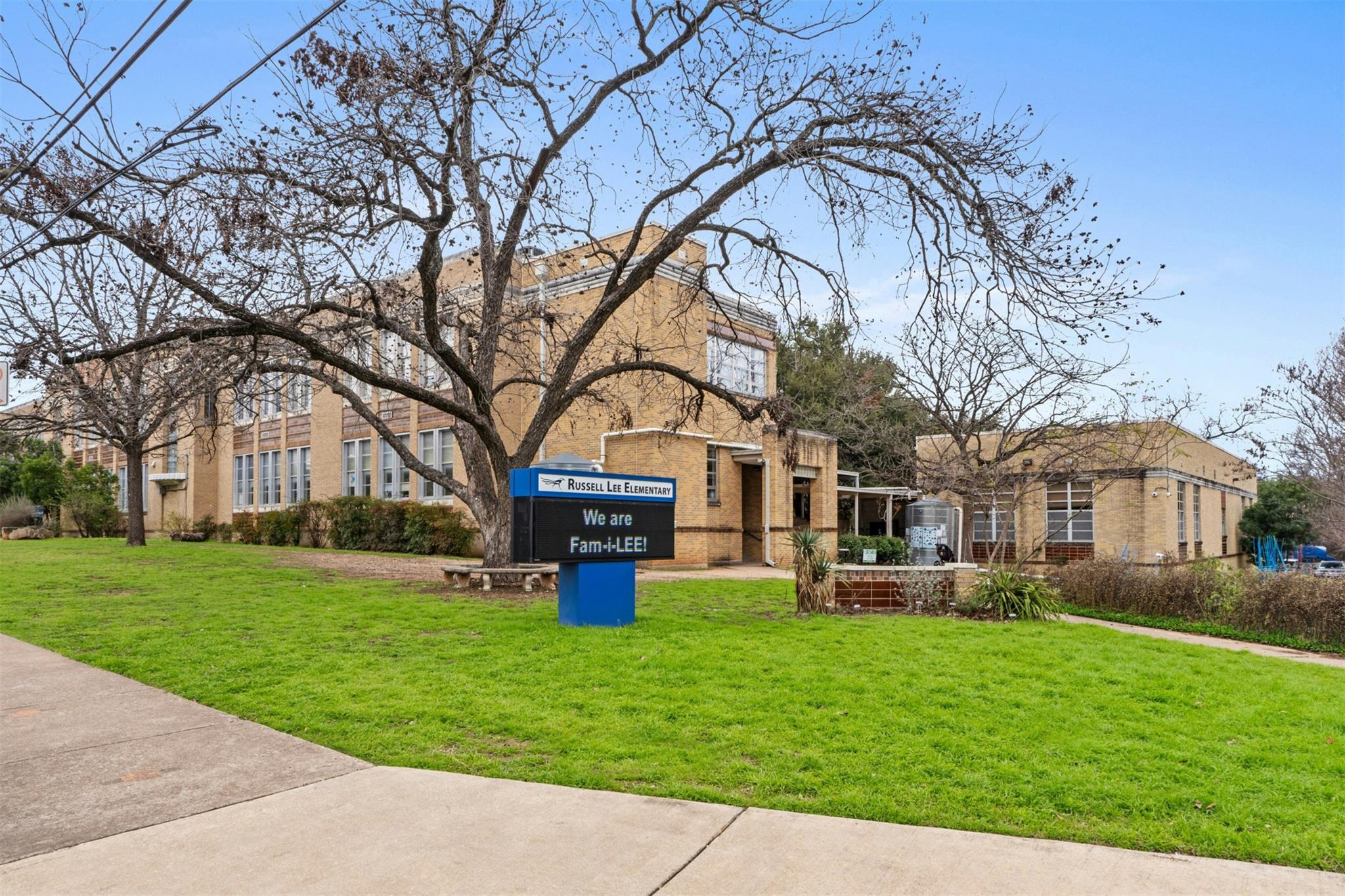 606 E 42nd St, Austin, TX 78751