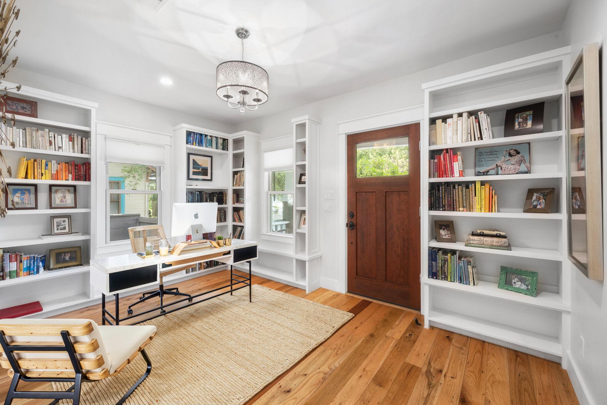 606 E 42nd St, Austin, TX 78751