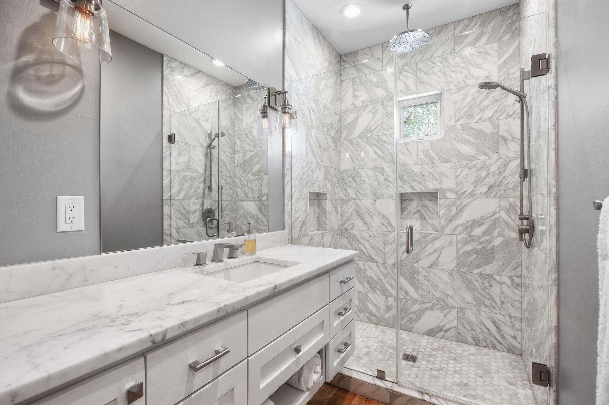 606 E 42nd St, Austin, TX 78751