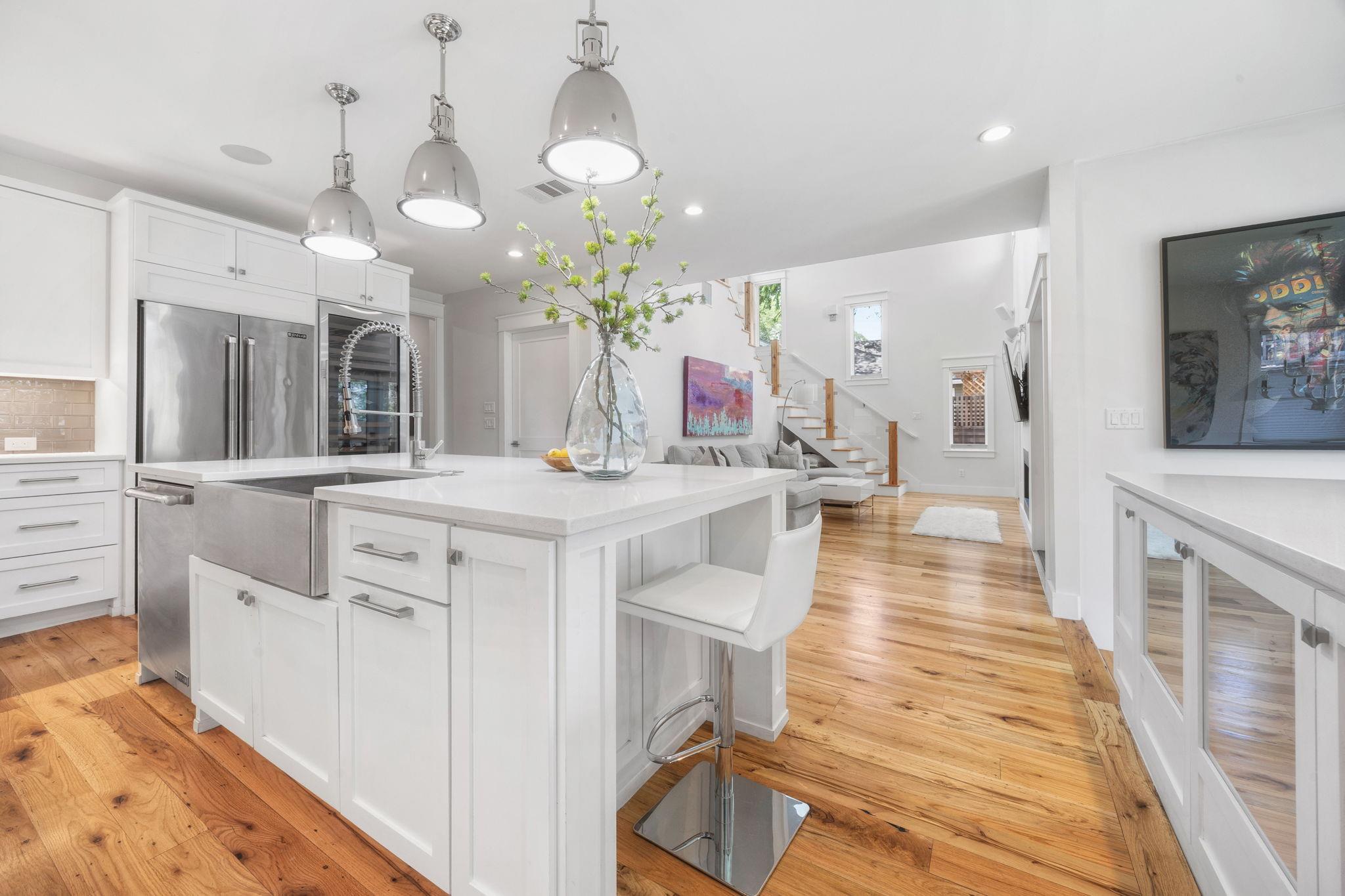 606 E 42nd St, Austin, TX 78751