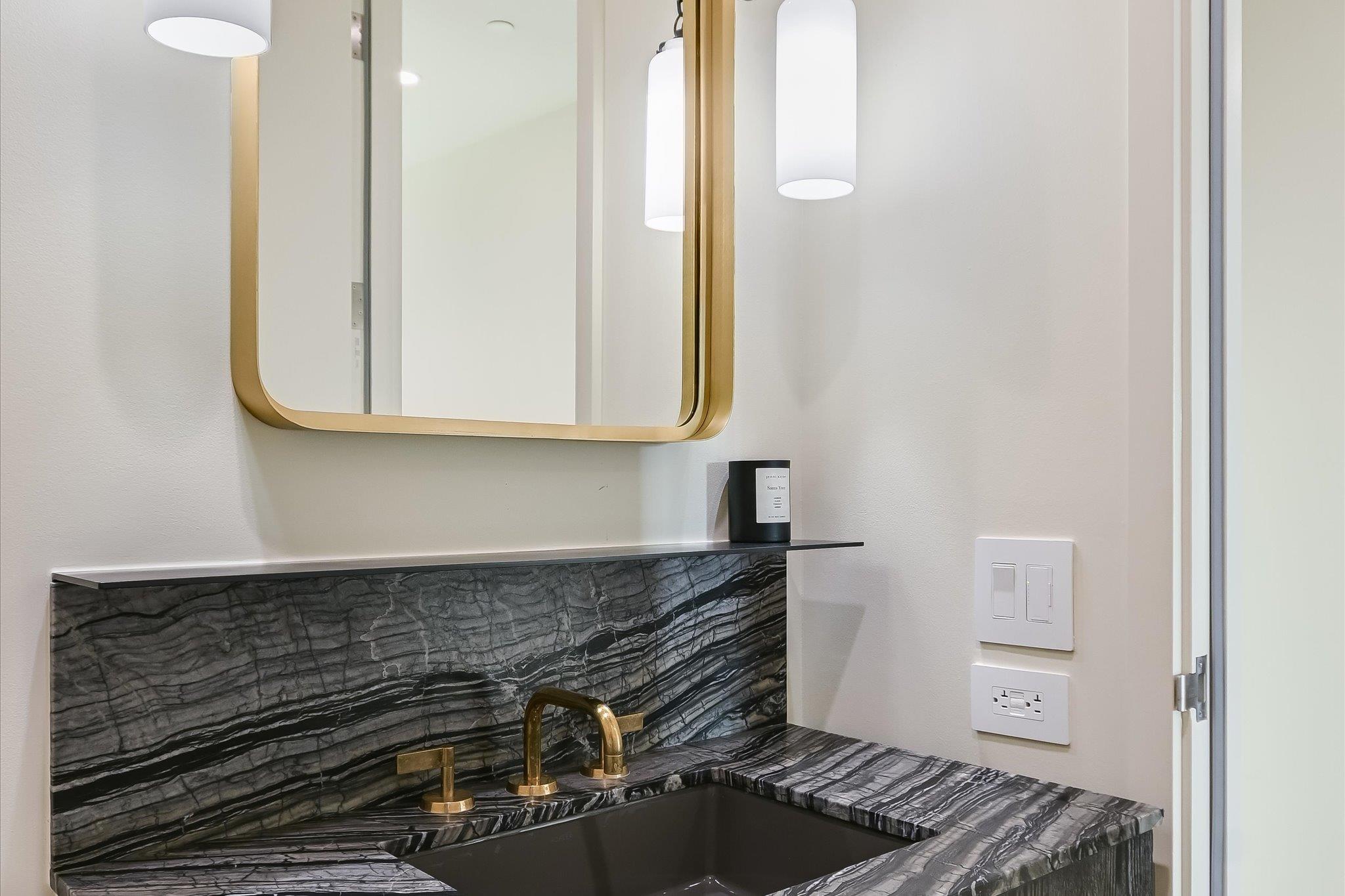 202 Nueces St # 1501, Austin, TX 78701