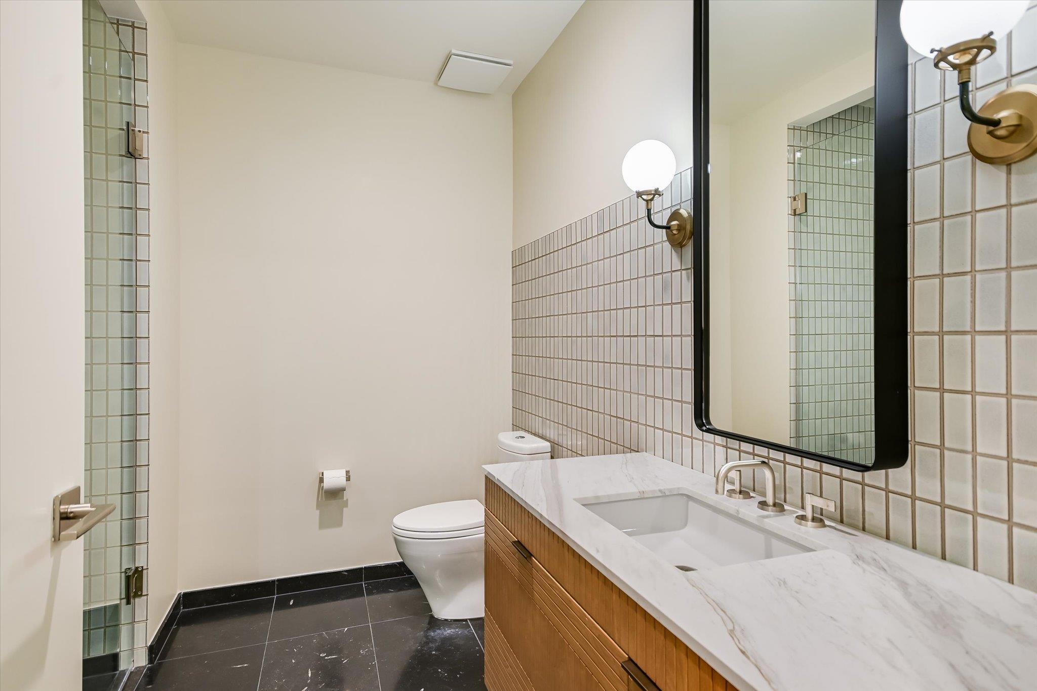 202 Nueces St # 1501, Austin, TX 78701