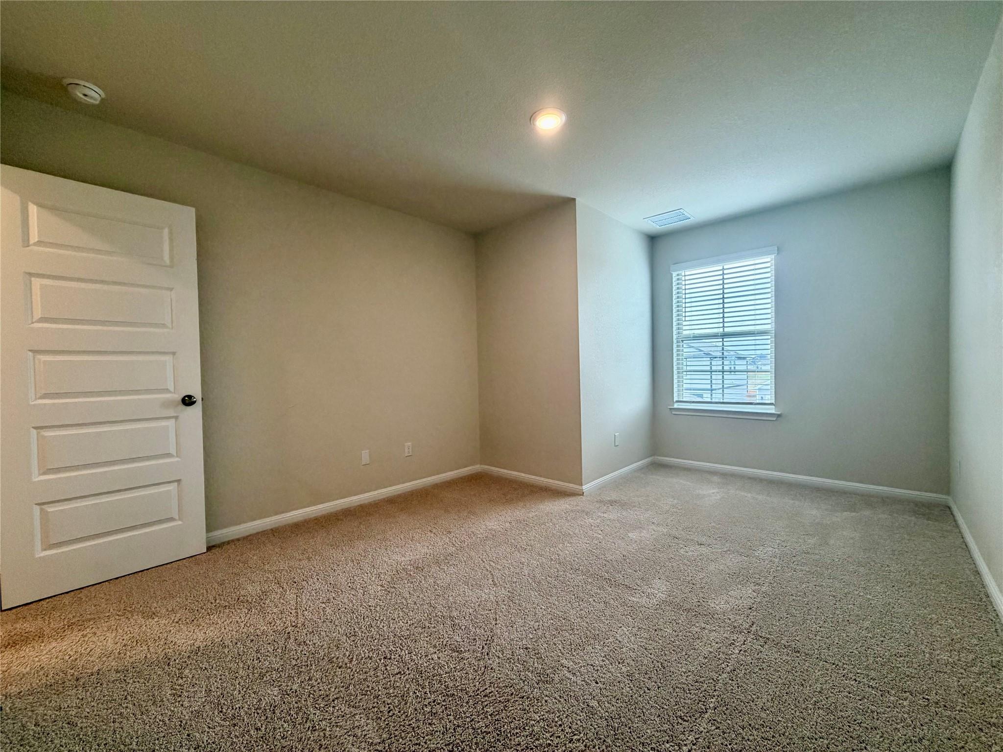 305 Tolo Dr, Elgin, TX 78621