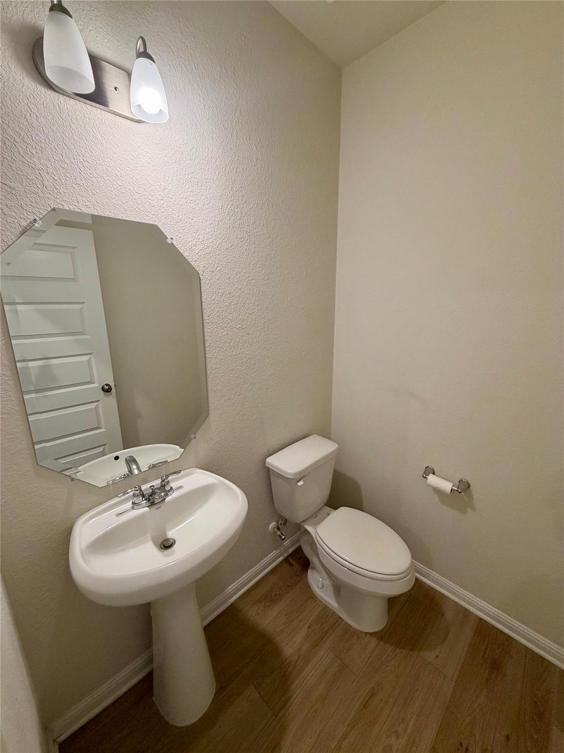 305 Tolo Dr, Elgin, TX 78621