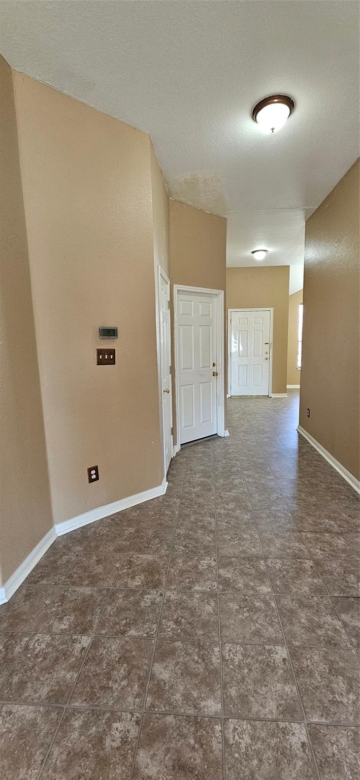 107 HELEN Cv, Hutto, TX 78634