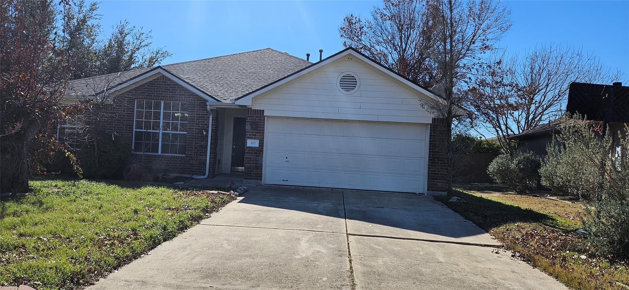 107 HELEN Cv, Hutto, TX 78634