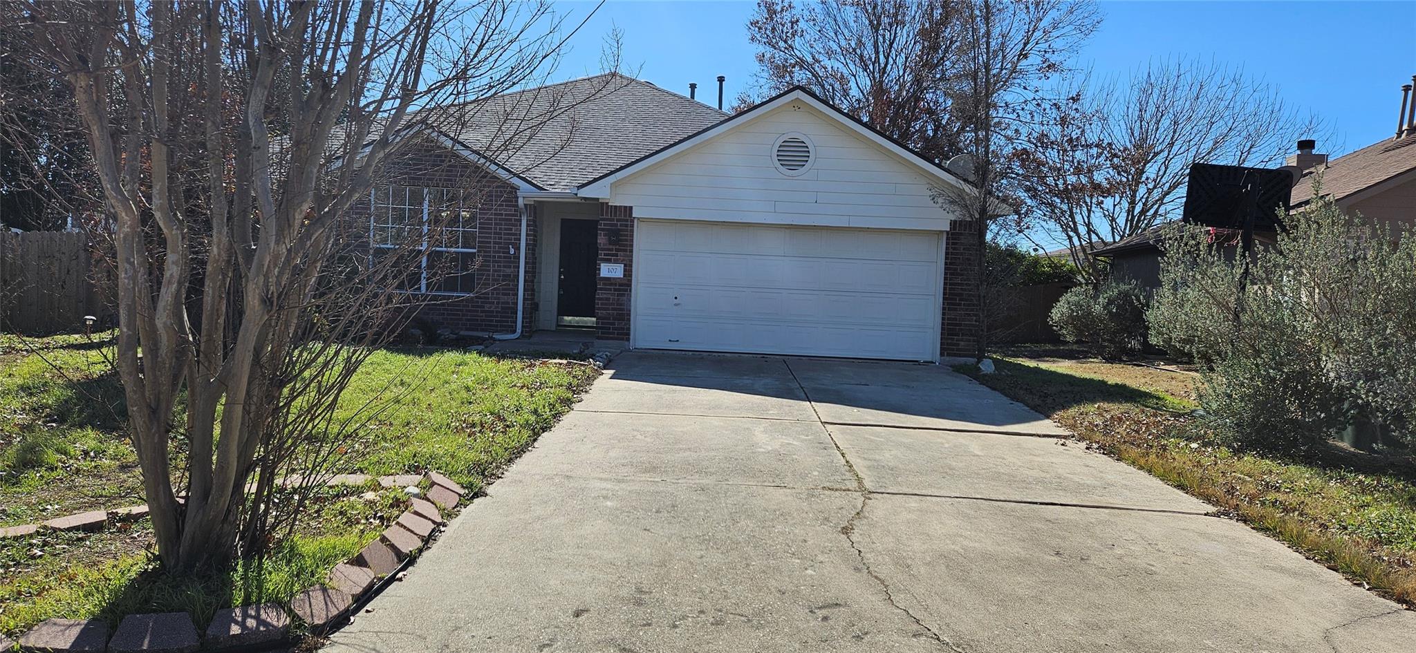 107 HELEN Cv, Hutto, TX 78634