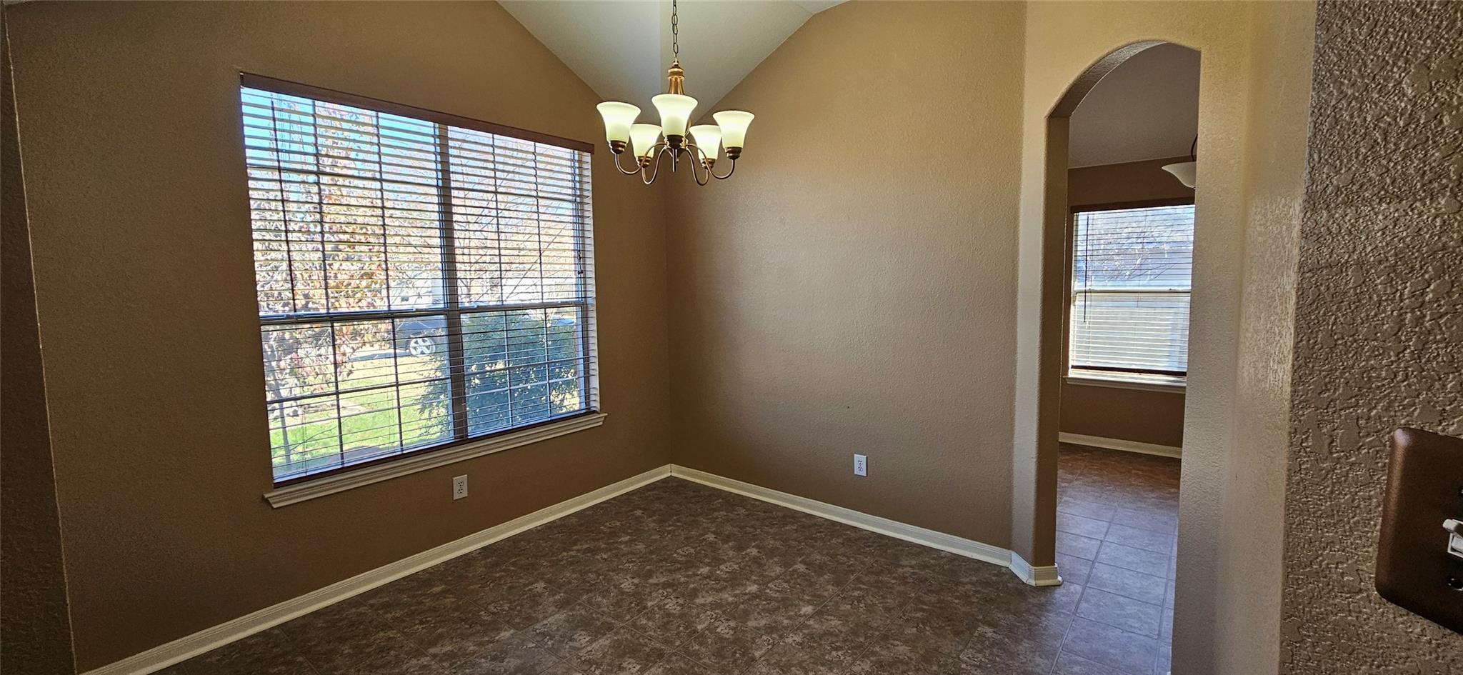 107 HELEN Cv, Hutto, TX 78634