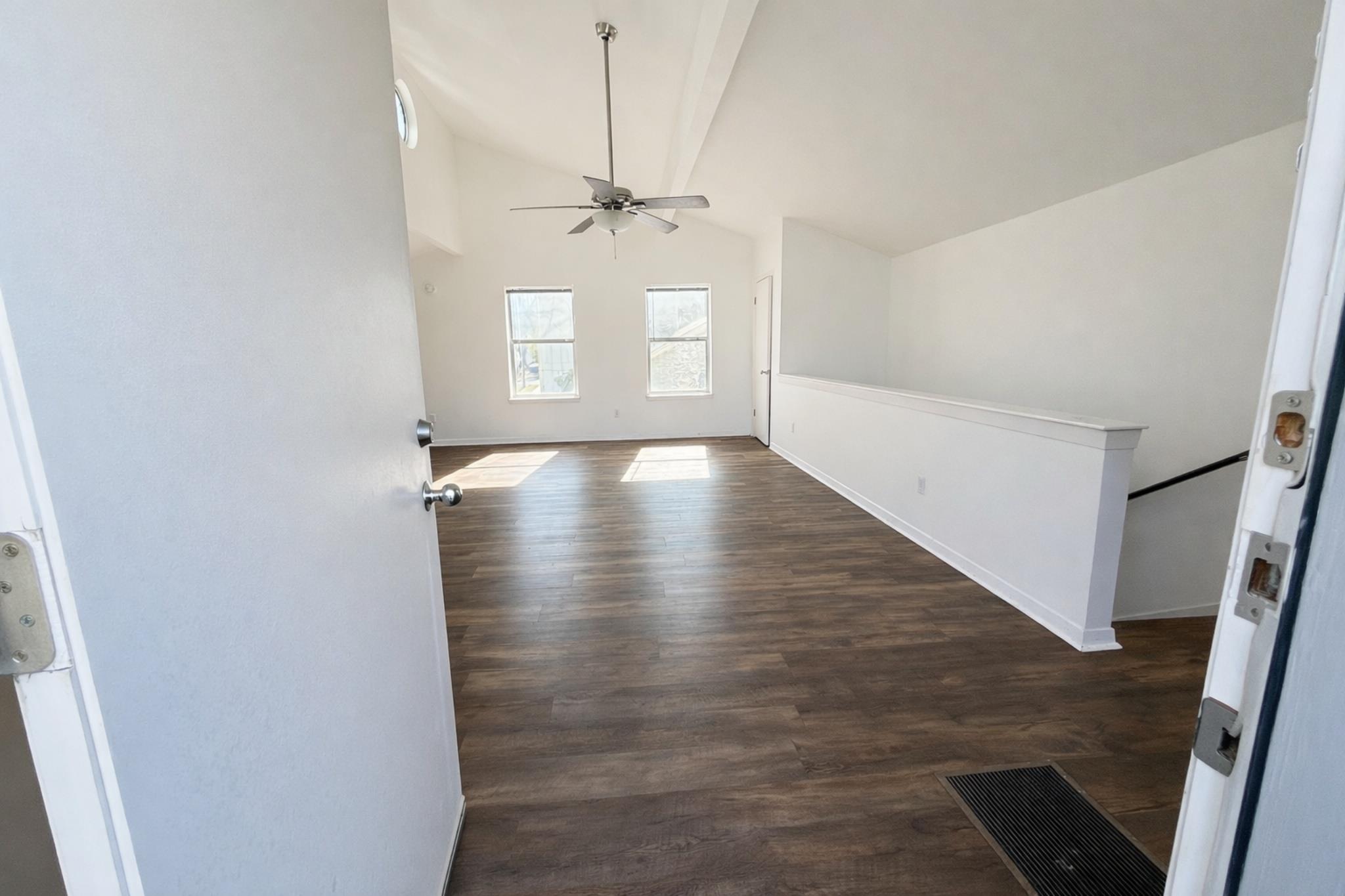 212 Lessin Ln # B, Austin, TX 78704