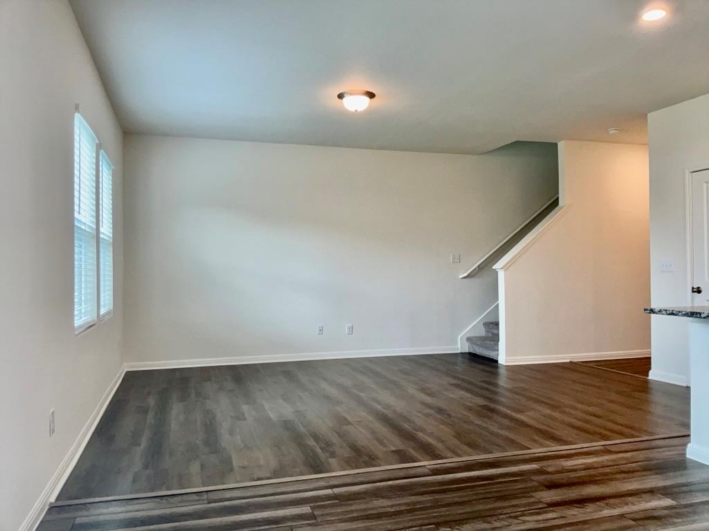 109 Pronghorn St, Hutto, TX 78634