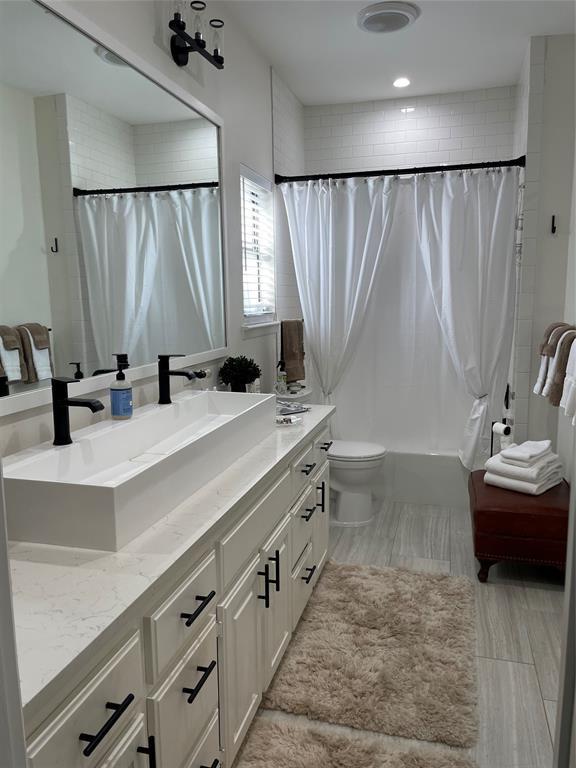 705 Lisa Dr, Austin, TX 78733