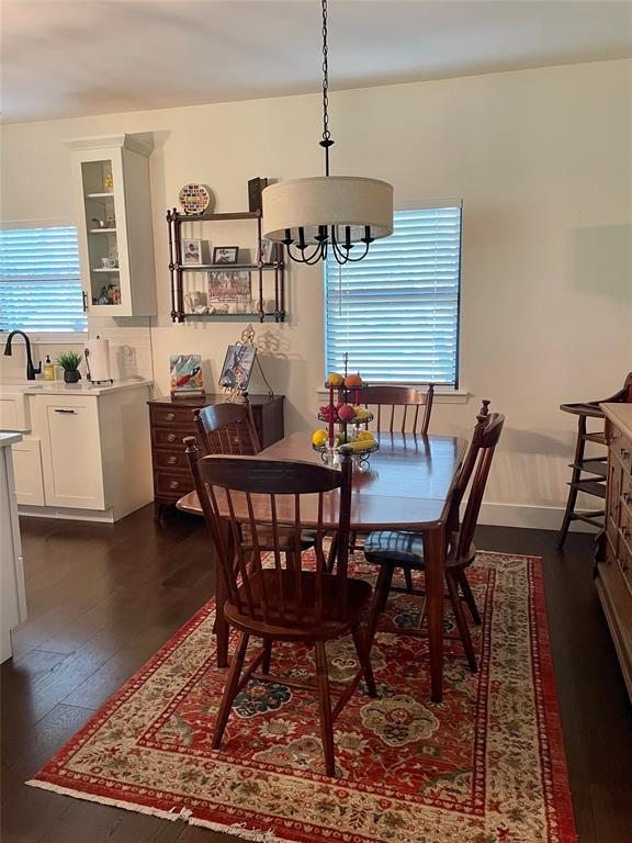 705 Lisa Dr, Austin, TX 78733