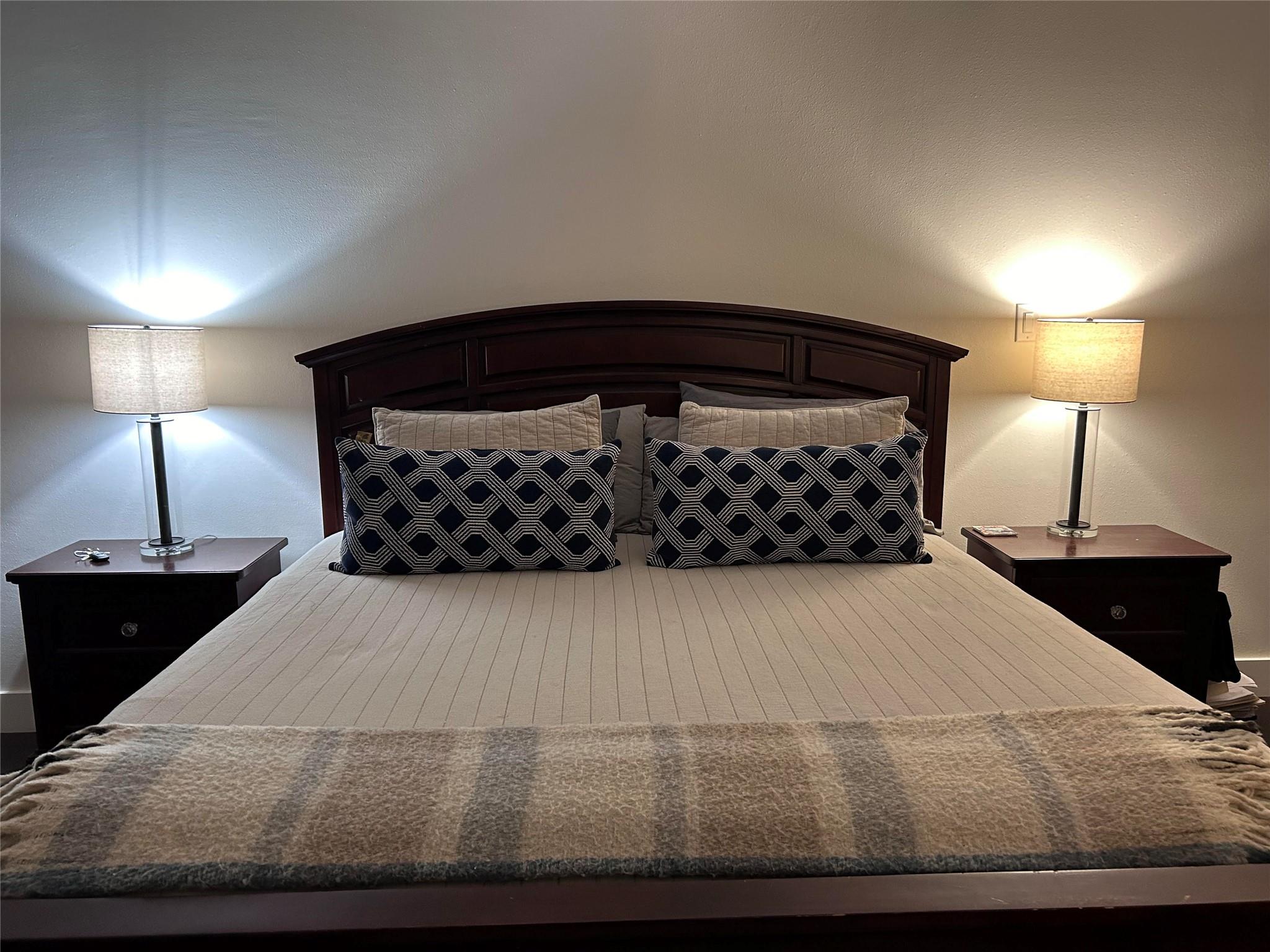 705 Lisa Dr, Austin, TX 78733