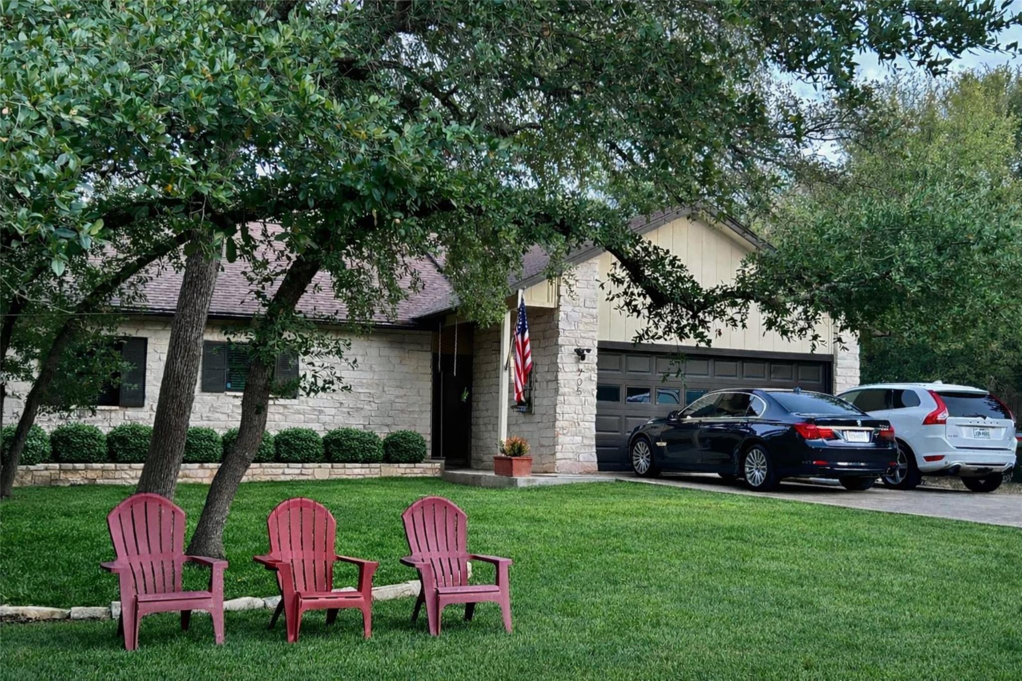 705 Lisa Dr, Austin, TX 78733