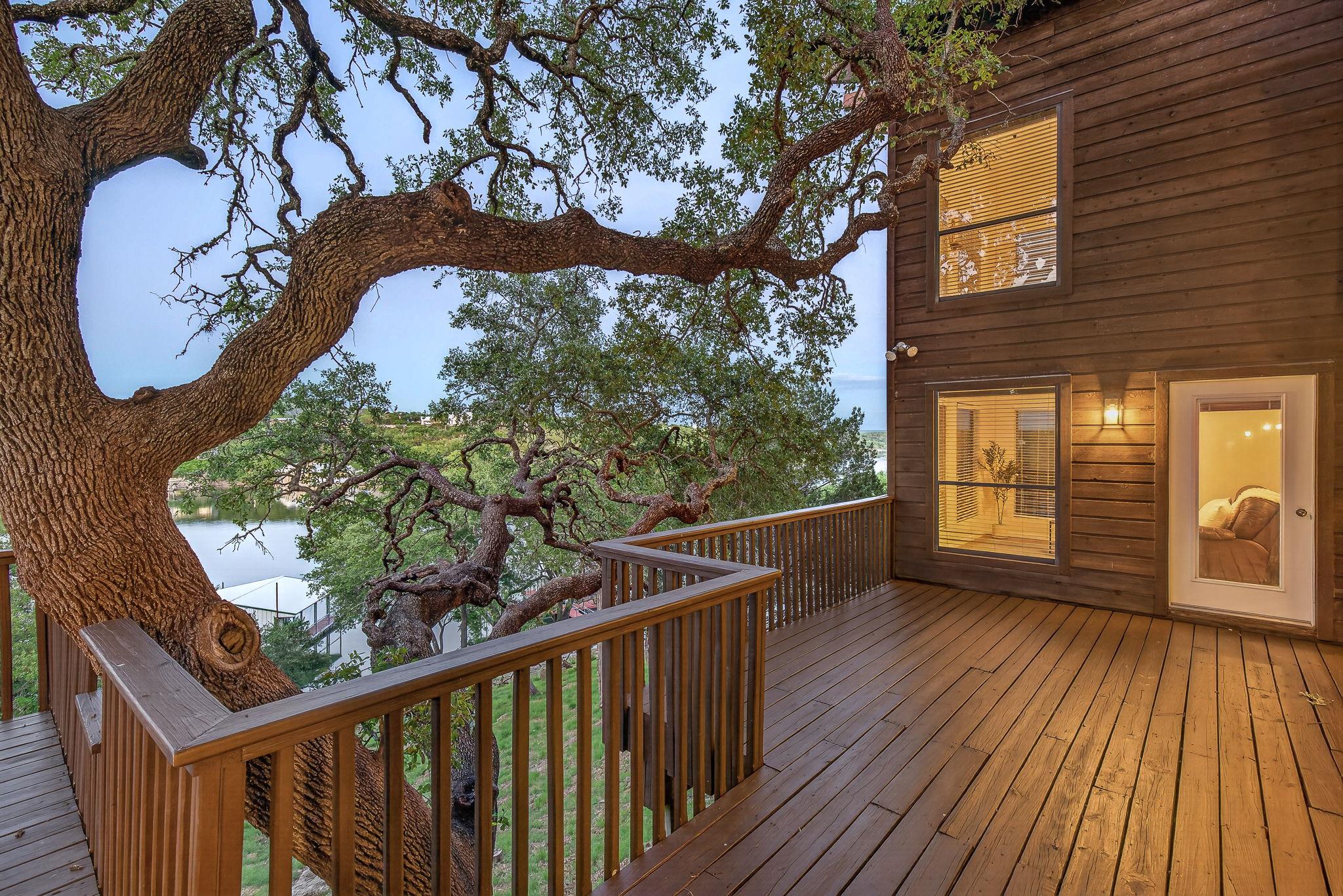 2512 Sunset Cliff Rd, Burnet, TX 78611