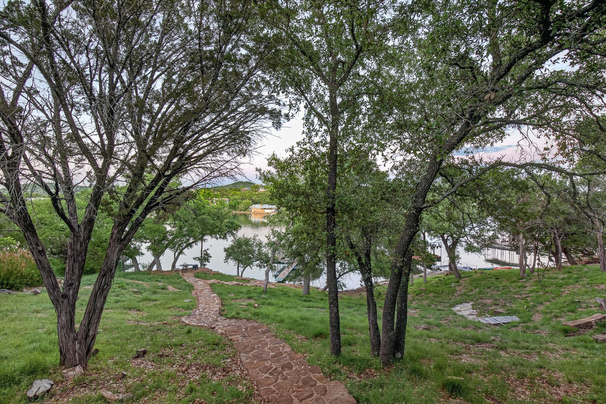 2512 Sunset Cliff Rd, Burnet, TX 78611