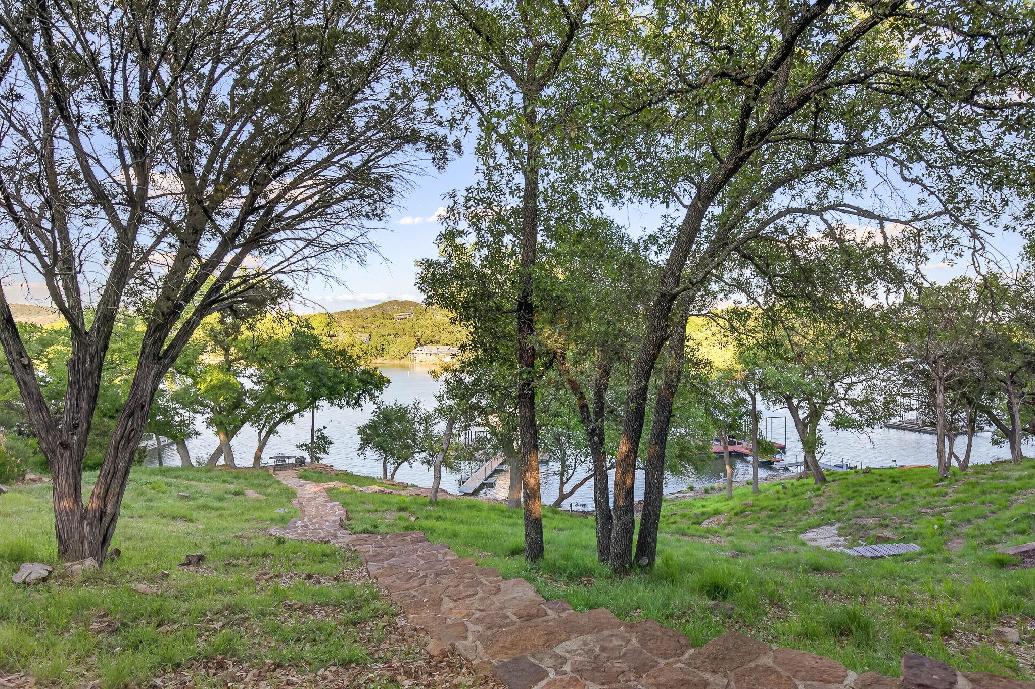 2512 Sunset Cliff Rd, Burnet, TX 78611