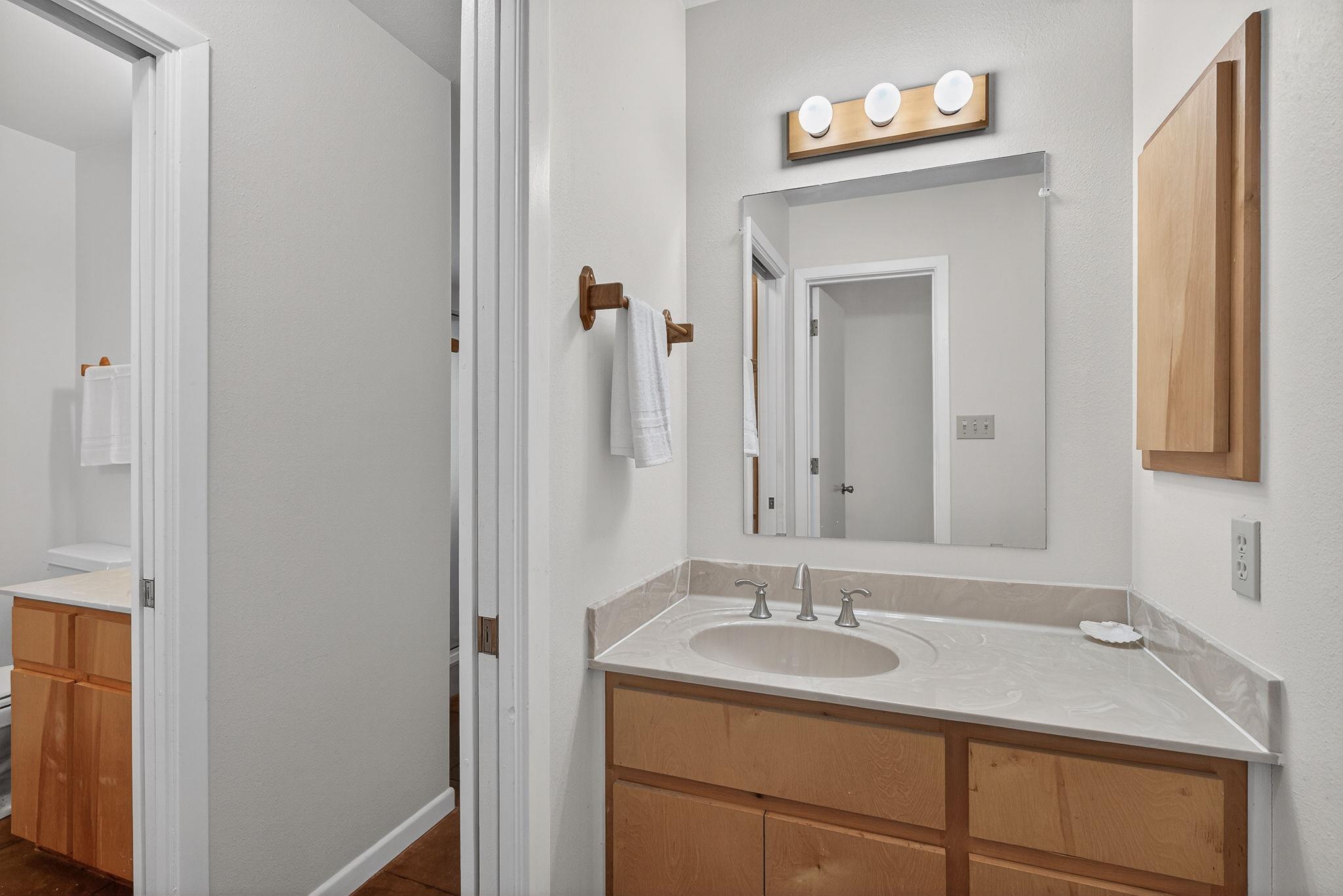 2512 Sunset Cliff Rd, Burnet, TX 78611