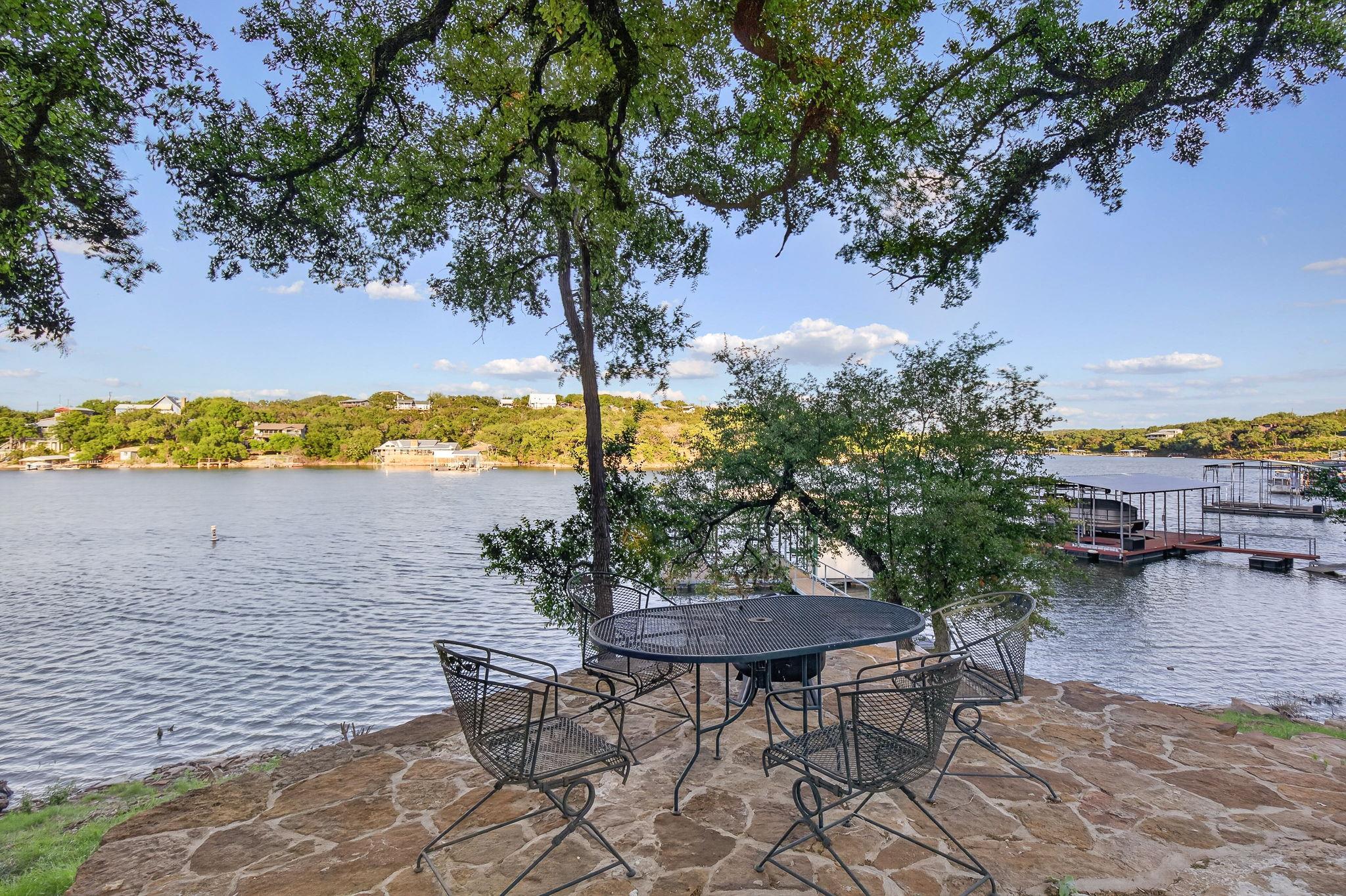 2512 Sunset Cliff Rd, Burnet, TX 78611