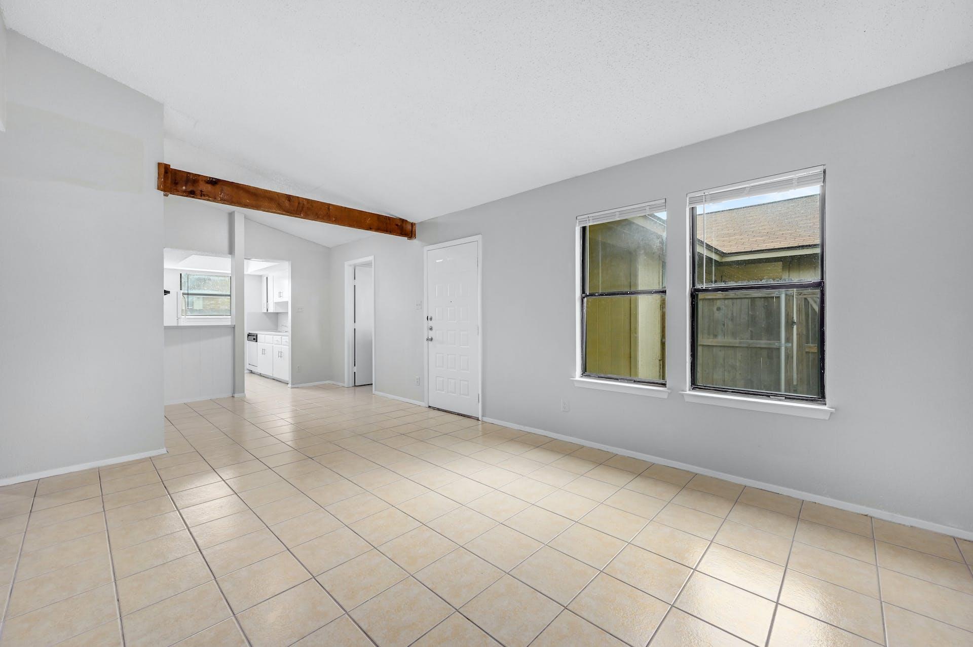 2008 Old West Pl # B, Round Rock, TX 78681