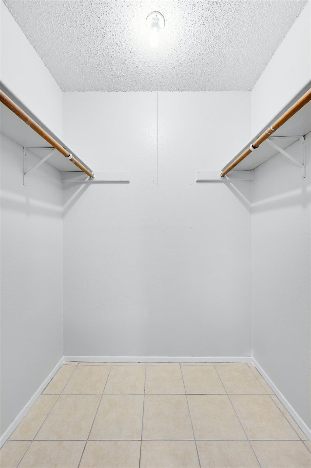 2008 Old West Pl # B, Round Rock, TX 78681