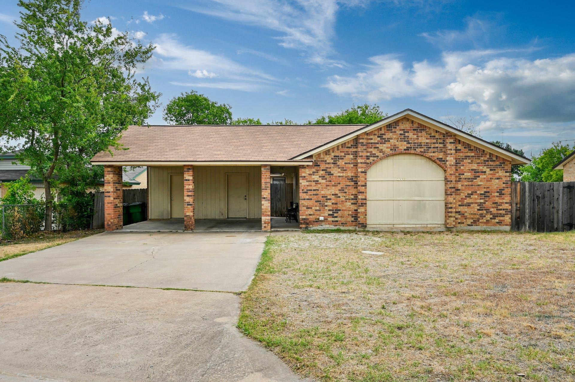 2008 Old West Pl # B, Round Rock, TX 78681