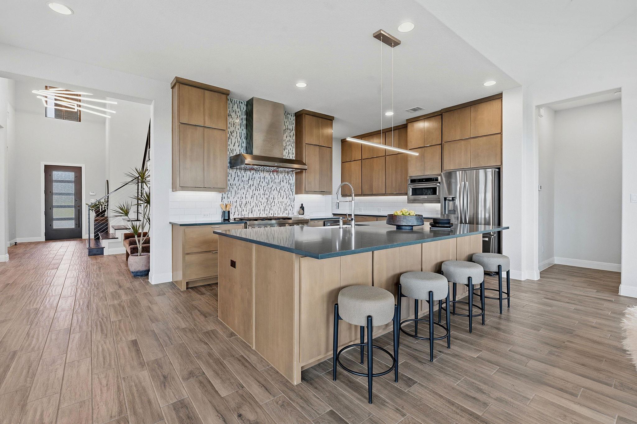 2414 Sunset Vista Cir # 32, Spicewood, TX 78669