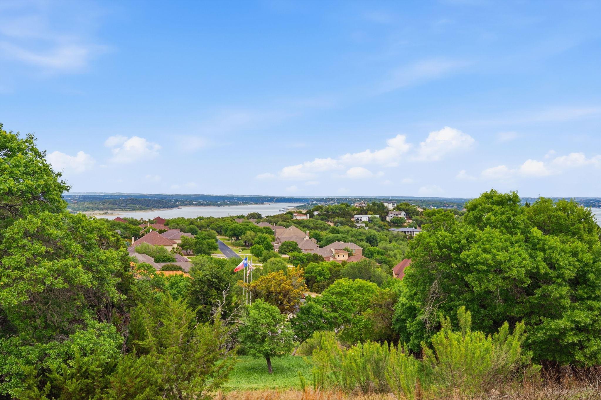 2414 Sunset Vista Cir # 32, Spicewood, TX 78669