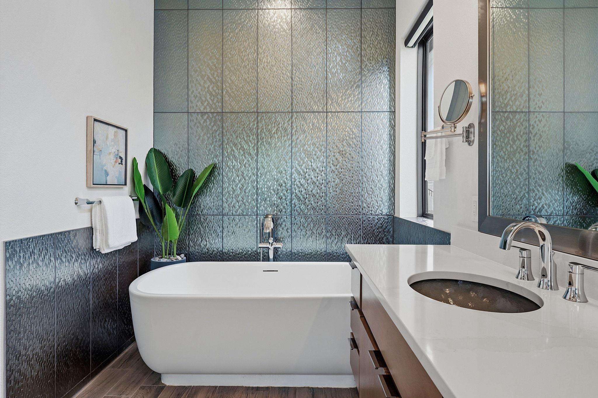 2414 Sunset Vista Cir # 32, Spicewood, TX 78669