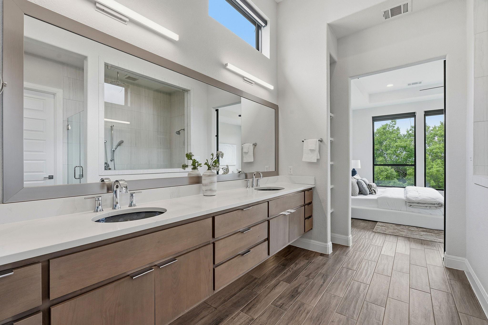 2414 Sunset Vista Cir # 32, Spicewood, TX 78669