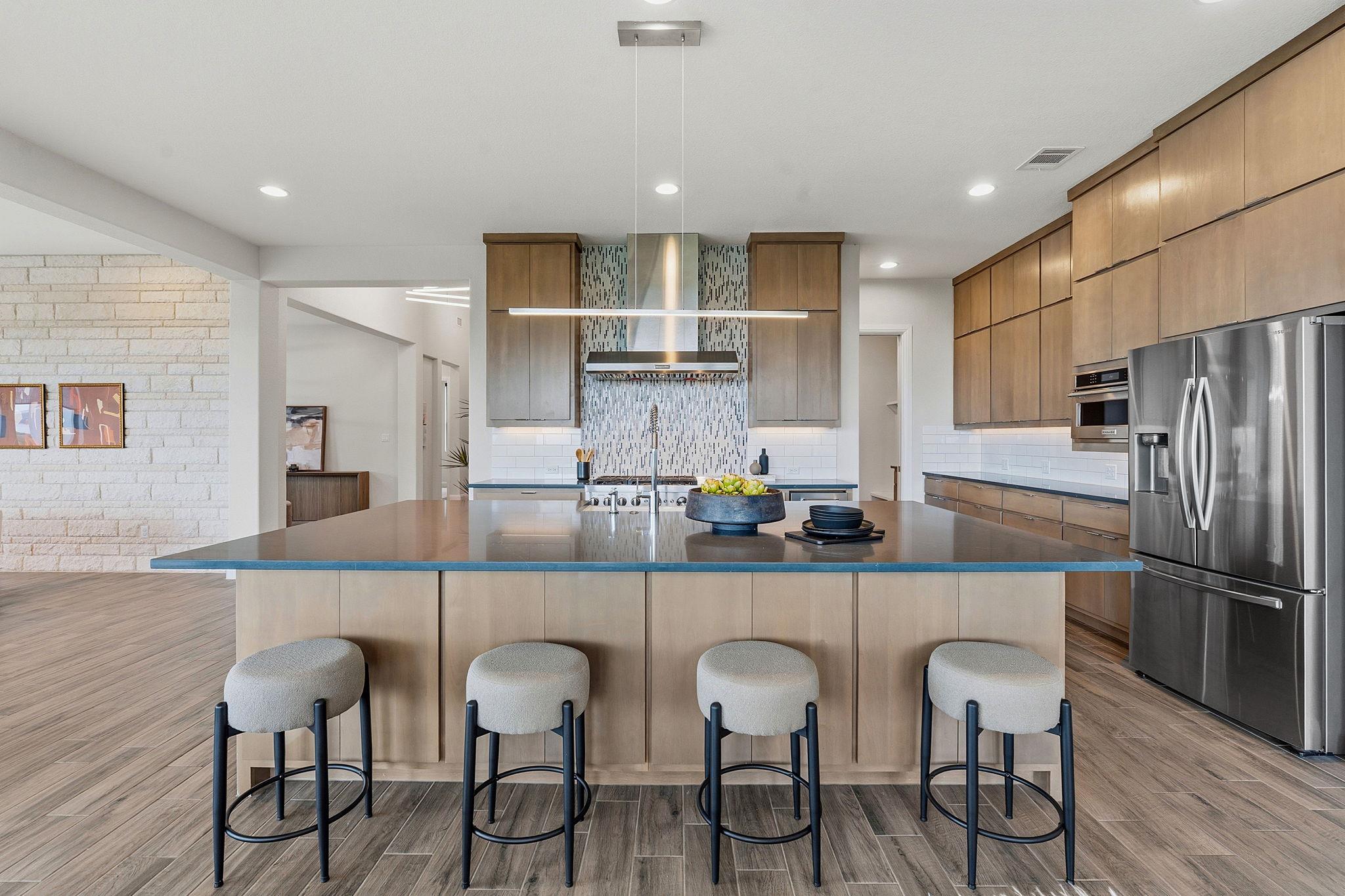 2414 Sunset Vista Cir # 32, Spicewood, TX 78669