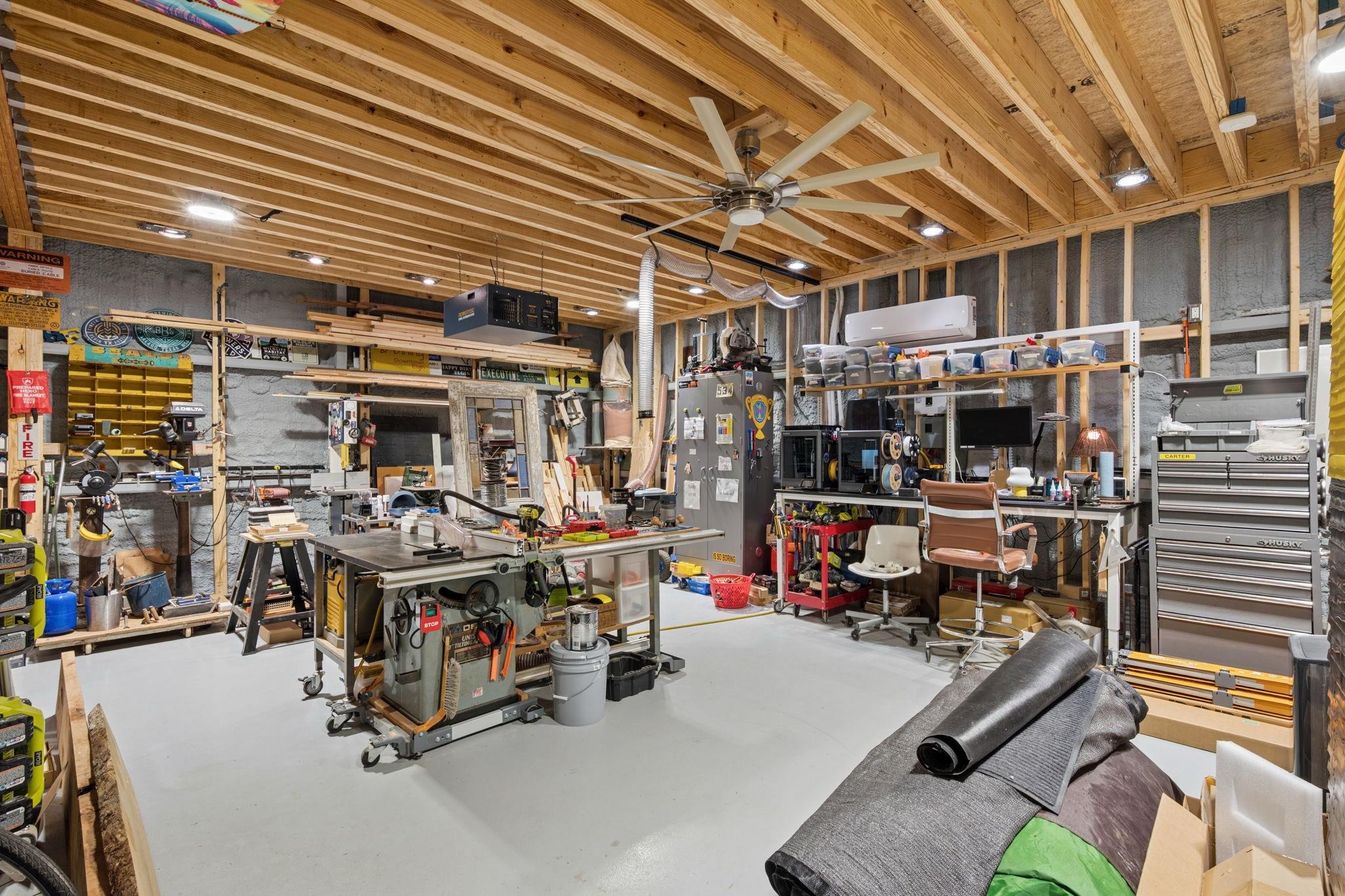 534 Old McDade Rd, Elgin, TX 78621