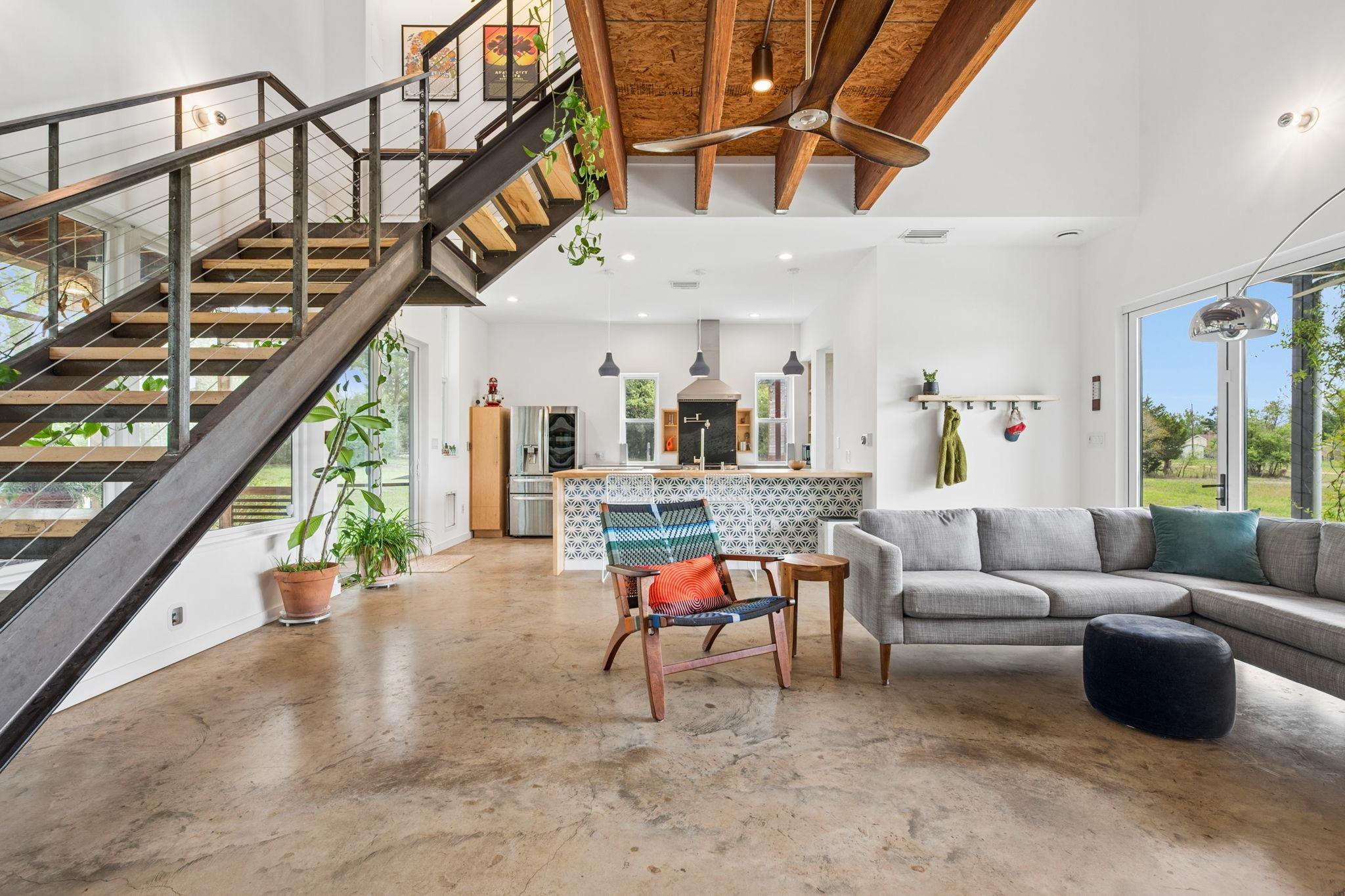 534 Old McDade Rd, Elgin, TX 78621