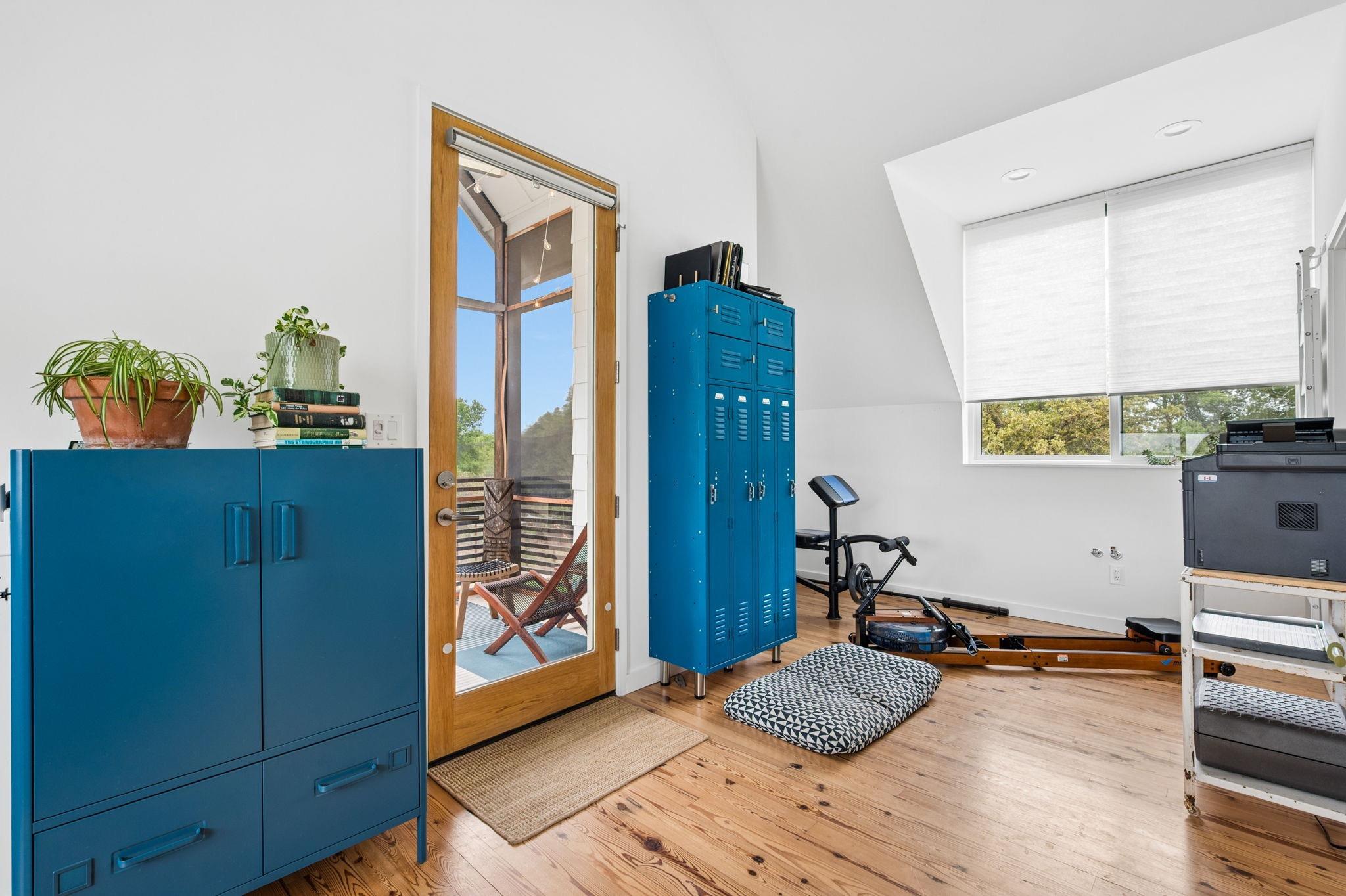 534 Old McDade Rd, Elgin, TX 78621