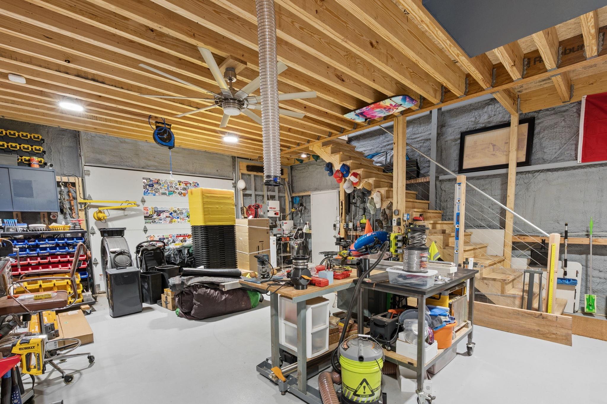 534 Old McDade Rd, Elgin, TX 78621