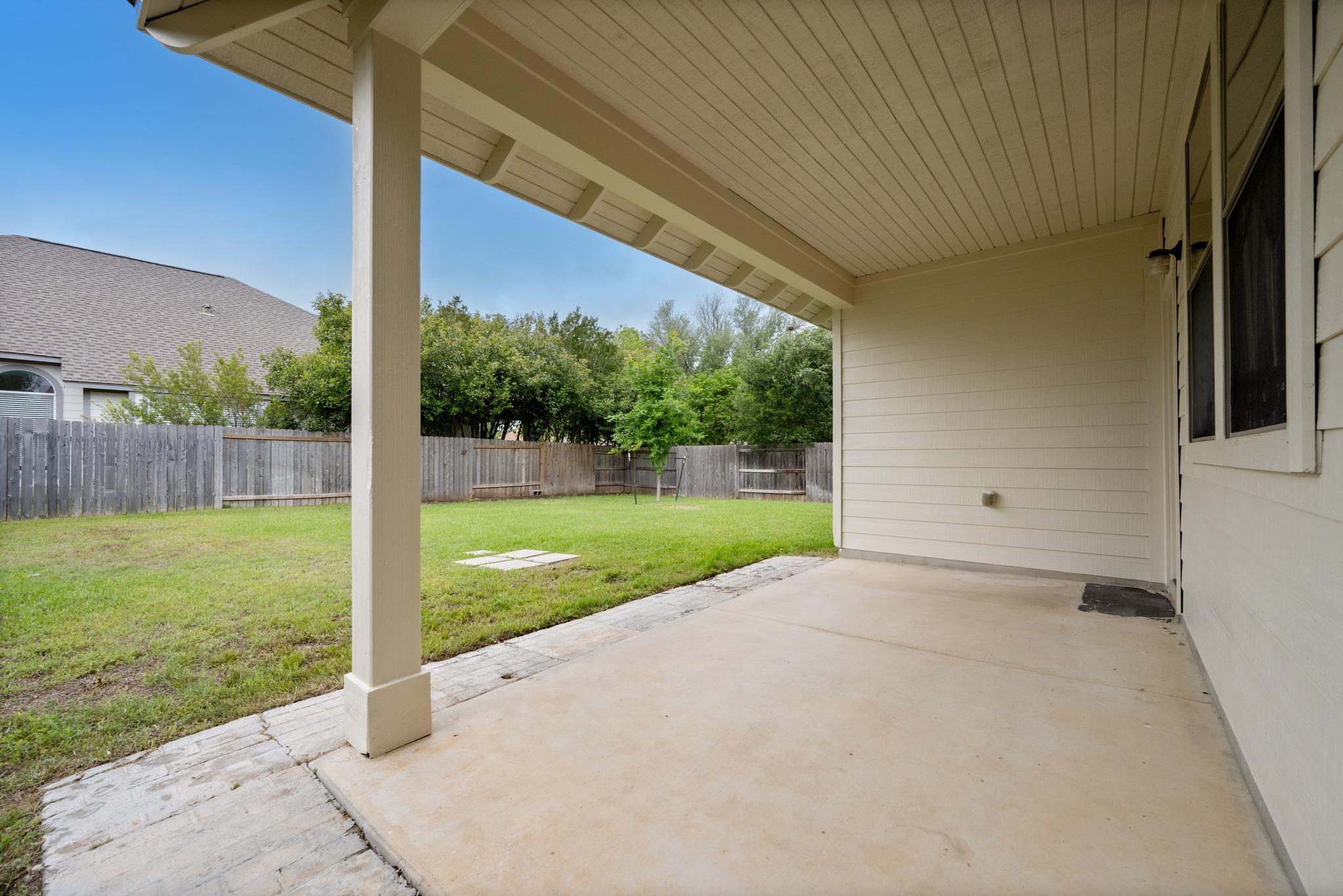 105 Rosebud Ln, Georgetown, TX 78633