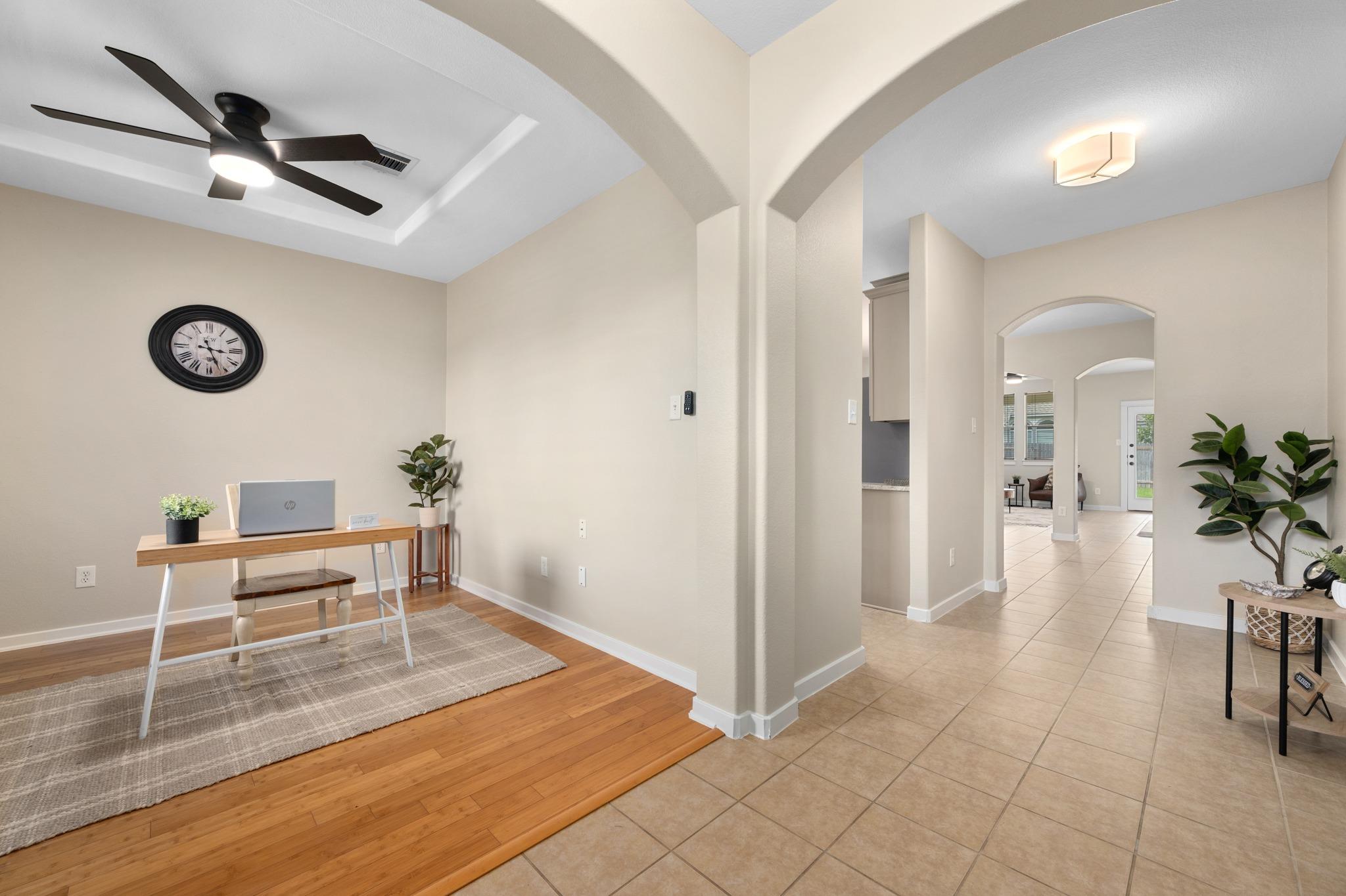 105 Rosebud Ln, Georgetown, TX 78633