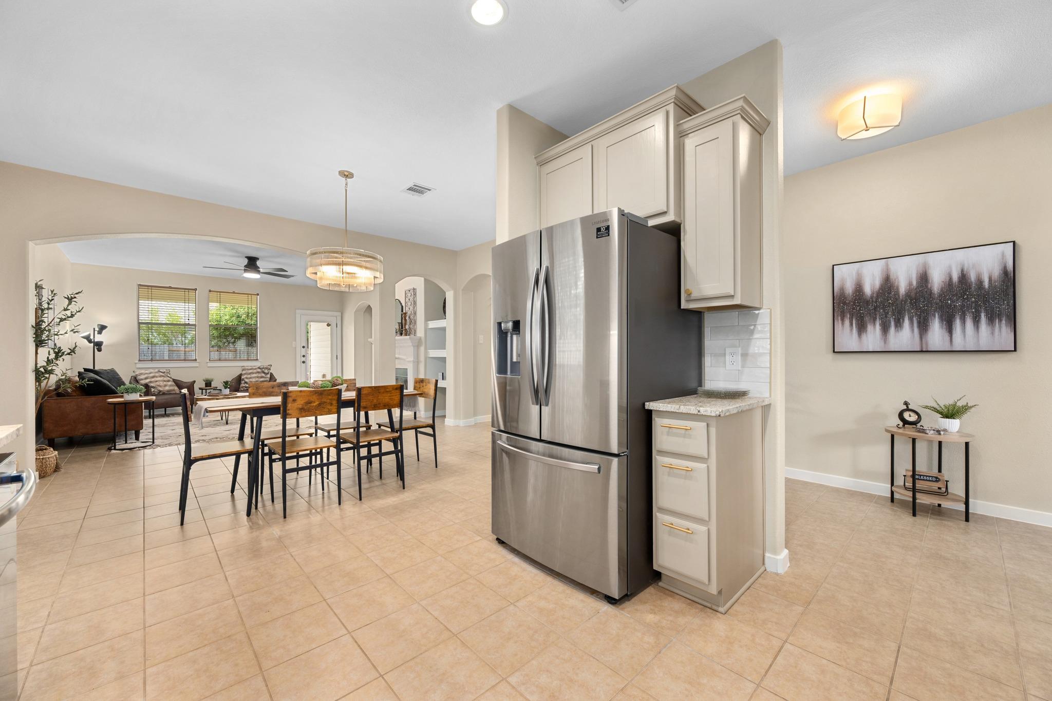 105 Rosebud Ln, Georgetown, TX 78633