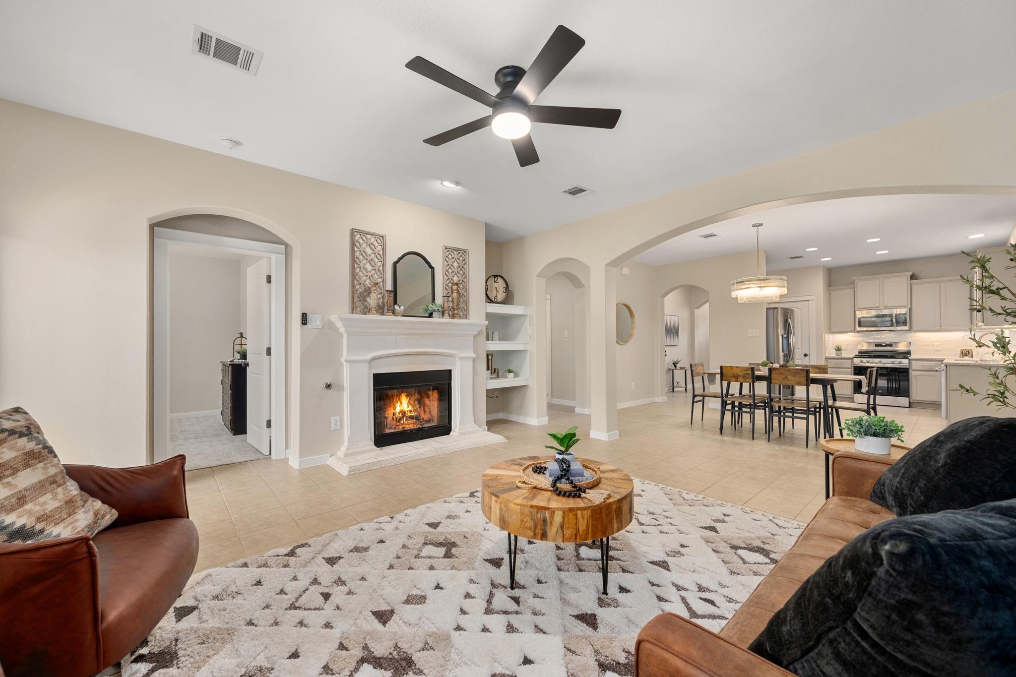 105 Rosebud Ln, Georgetown, TX 78633