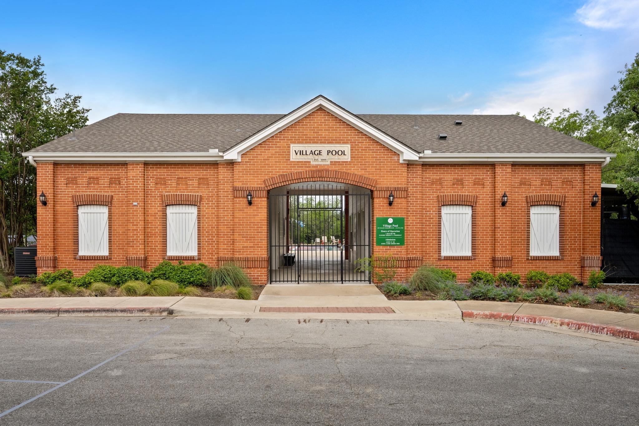 105 Rosebud Ln, Georgetown, TX 78633