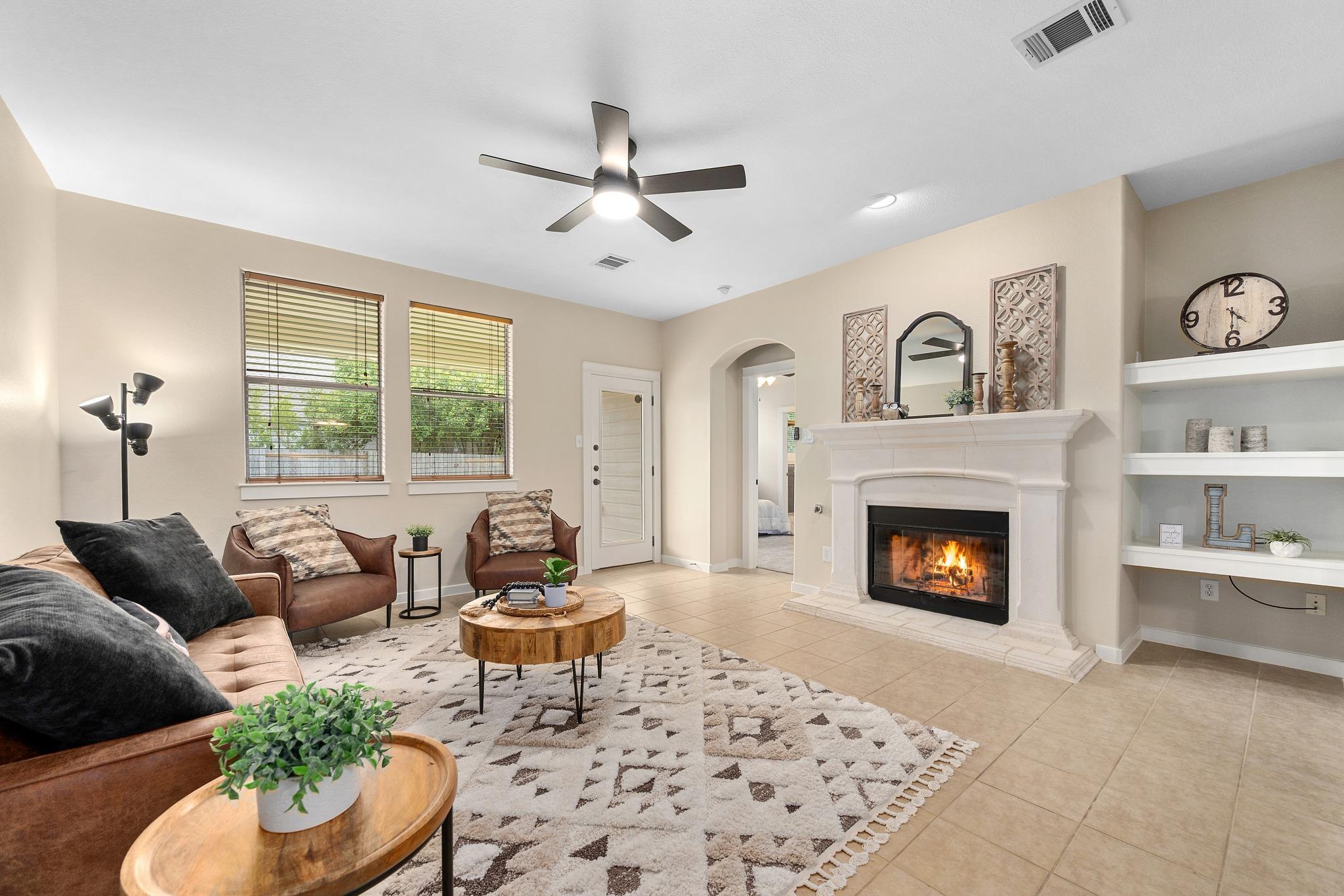 105 Rosebud Ln, Georgetown, TX 78633